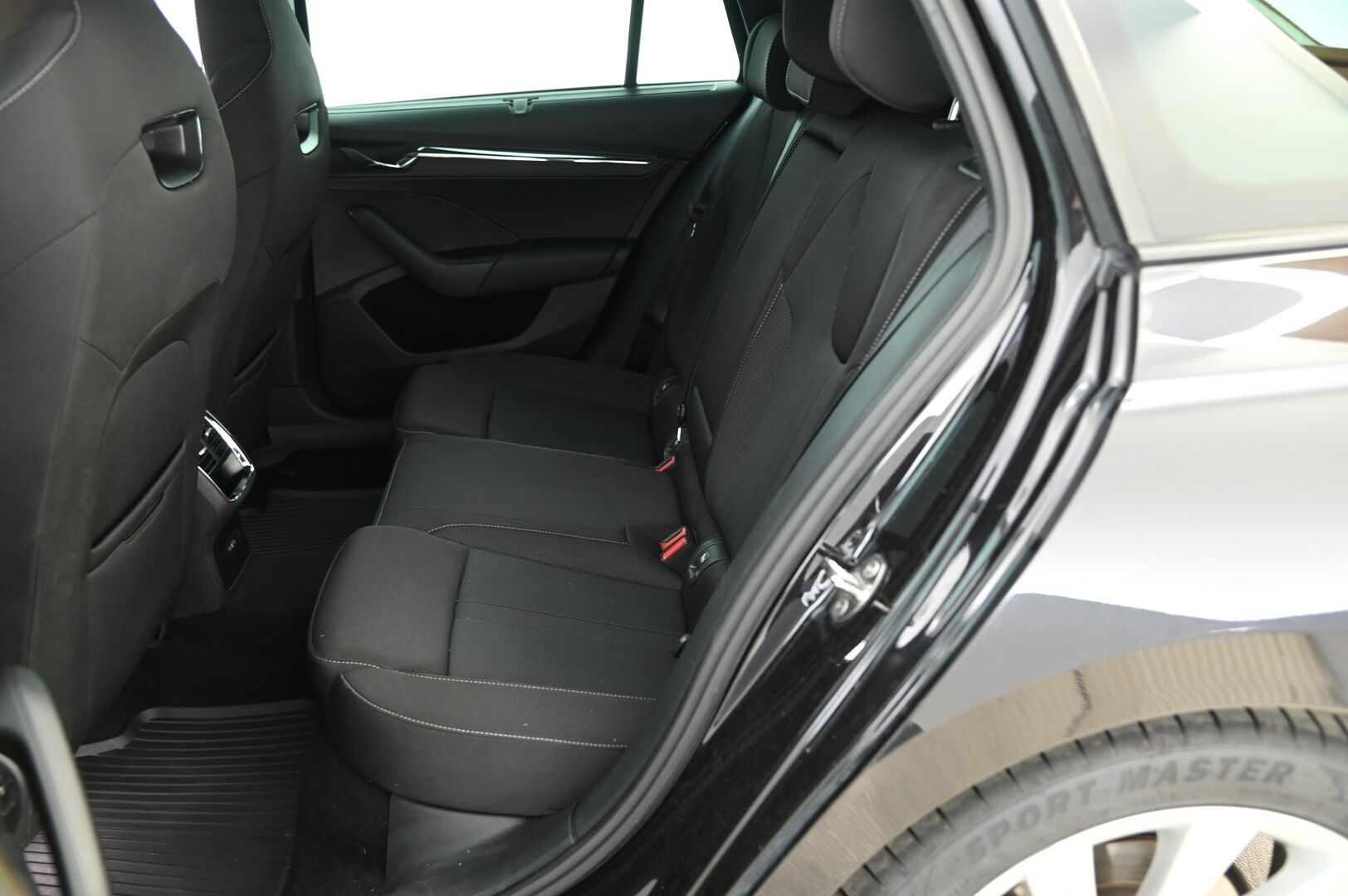 Skoda Octavia 2021 Combi 2,0 TDI 200 4x4 Style DSG Aut. *ACC / Webasto / HUD / Kamera / Koukku!* - Tilava tyylikäs / Nelivetoinen / Taloudellinen 