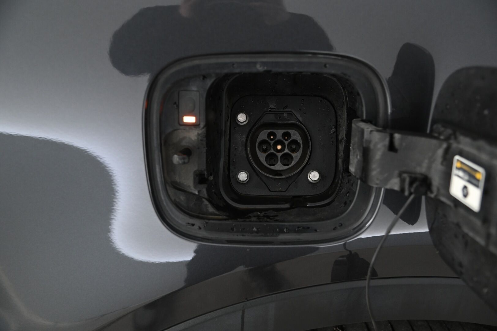 Kia Sorento 2021 1,6 T-GDI Plug-in Hybrid AWD Business Luxury AT 7P *Webasto / Panorama / Bose / 360 kamera / Vetokoukku* - 3,99 % KORKOTARJOUS TÄHÄN AUTOON - *Huippu varusteet / Näyttävä / Suomi-auto / Merkkiliikkeen huoltokirja / Hyvillä talvi ja kesärenkailla*