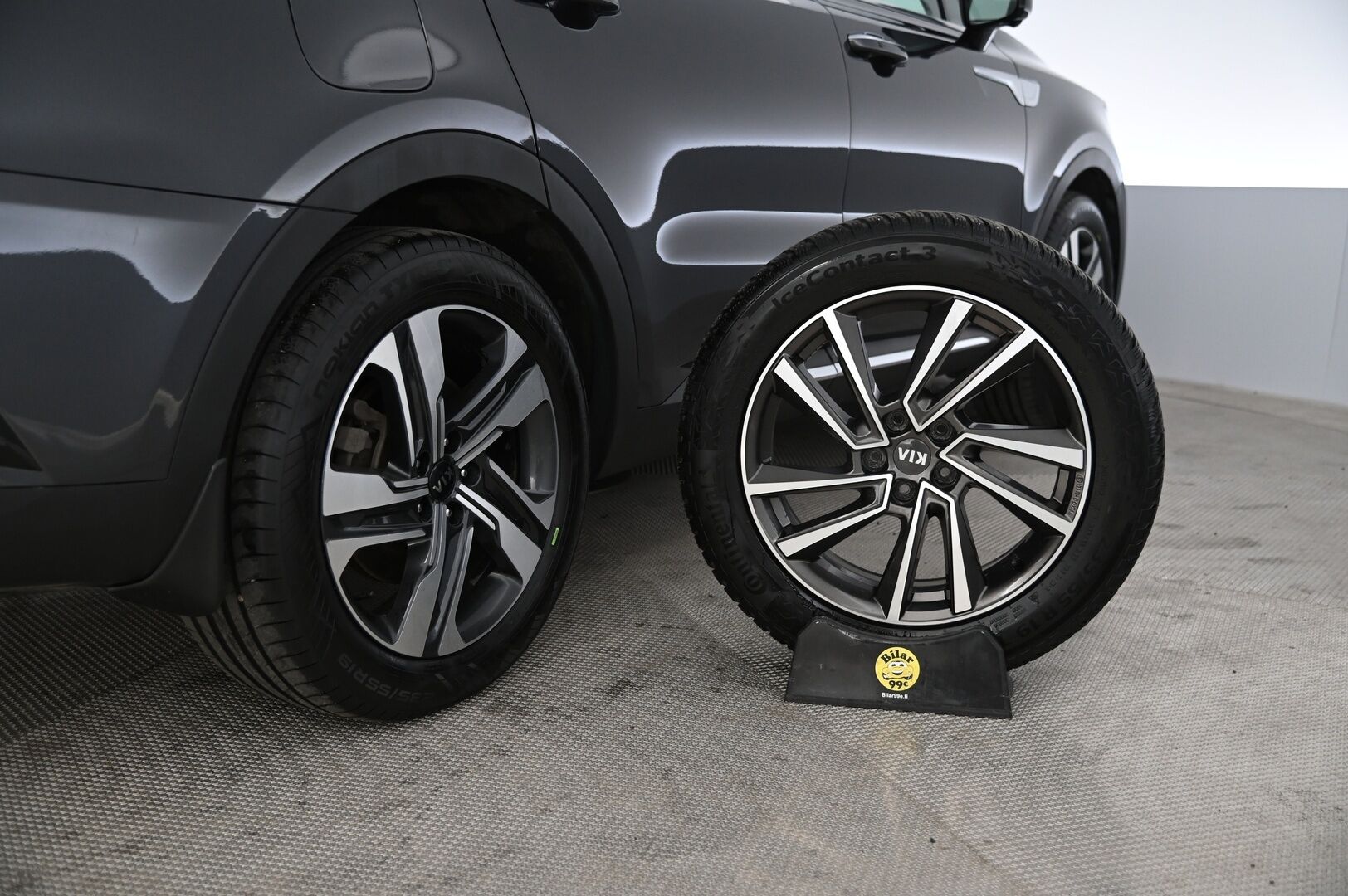 Kia Sorento 2021 1,6 T-GDI Plug-in Hybrid AWD Business Luxury AT 7P *Webasto / Panorama / Bose / 360 kamera / Vetokoukku* - 3,99 % KORKOTARJOUS TÄHÄN AUTOON - *Huippu varusteet / Näyttävä / Suomi-auto / Merkkiliikkeen huoltokirja / Hyvillä talvi ja kesärenkailla*