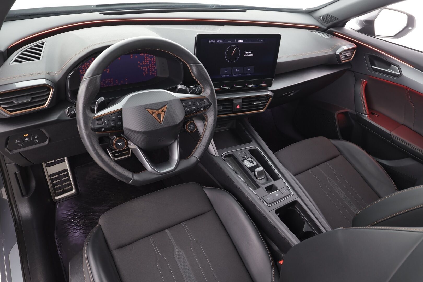 Cupra Formentor 2021 VZ 2,0 TSI 228 kW 4Drive DSG * Muistipenkki / ACC / LED / P.Kamera / Puolinahat / Kaistavahti / Navi / Keyless * - Suomi-auto / Kahdet renkaat aluvanteilla / Merkkihuollot - HULLUT AVAJAISHULINAT KORKOTARJOUS 3,29 %