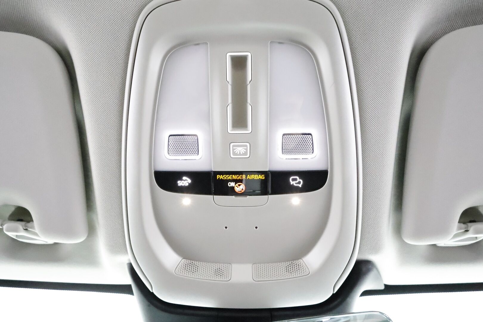 Volvo XC60 2023 T8 AWD Long Range High Performance Plus Bright aut * ACC / Panorama / Koukku / Muistipenkit / Webasto / Full LED * - Facelift / 1.Om Suomi-auto / Akku kuntotarkastettu / Kahdet renkaat aluvanteilla