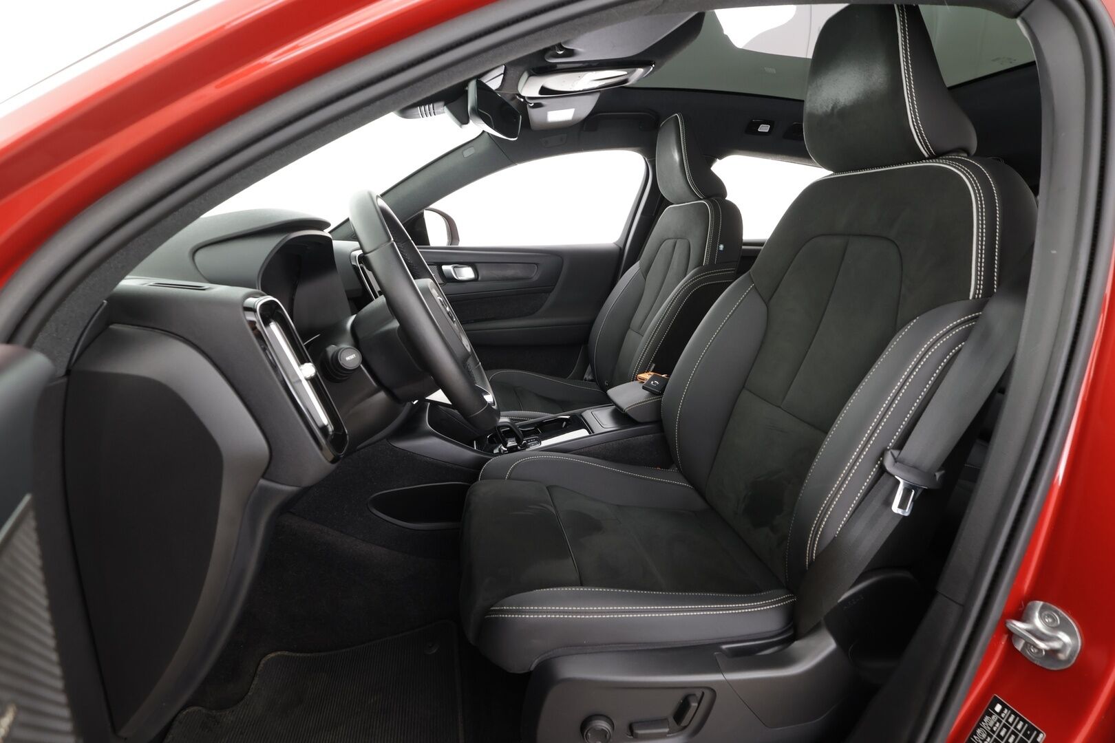 Volvo C40 2023 Recharge Single Ultimate aut * ACC / 360° / Pixel LED / H&K / Lasikatto / Muistipenkki / BLIS / ILP / KeylessGo * - 1.Om Suomi-auto / Kahdet renkaat aluvanteilla 