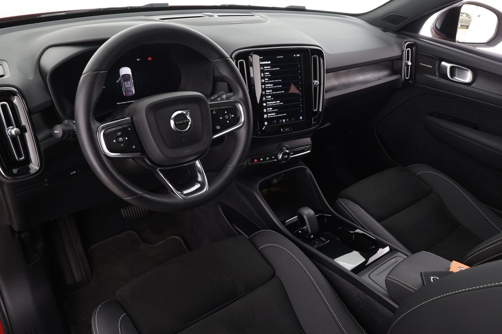 Volvo C40 2023 Recharge Single Ultimate aut * ACC / 360° / Pixel LED / H&K / Lasikatto / Muistipenkki / BLIS / ILP / KeylessGo * - 1.Om Suomi-auto / Kahdet renkaat aluvanteilla 