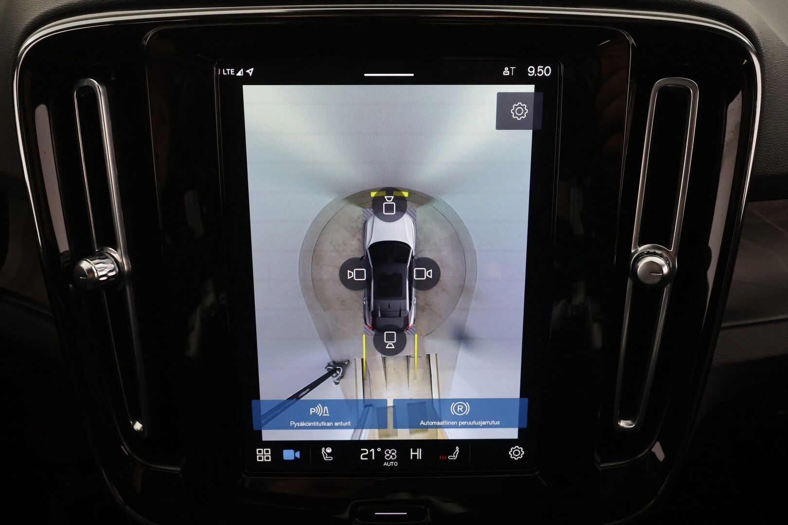 Volvo C40 2023 Recharge Single Ultimate aut * ACC / 360° / Pixel LED / H&K / Lasikatto / Muistipenkki / BLIS / ILP / KeylessGo * - 1.Om Suomi-auto / Kahdet renkaat aluvanteilla 