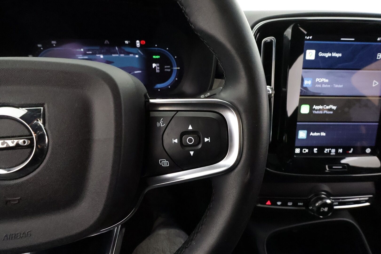 Volvo C40 2023 Recharge Single Ultimate aut * ACC / 360° / Pixel LED / H&K / Lasikatto / Muistipenkki / BLIS / ILP / KeylessGo * - 1.Om Suomi-auto / Kahdet renkaat aluvanteilla 