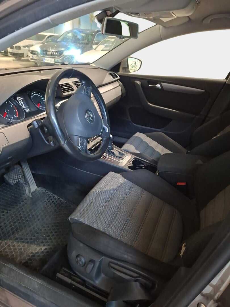 Volkswagen Passat 2011 Variant Comfortline 1,4 TSI EcoFuel 110 kW DSG - | Kaasu+Bensa | P.kamera | Koukku | Vakkari | Lohkolämmitin s.pistokkeella | Säännölliset huollot | 2x hyvät renkaat aluilla |