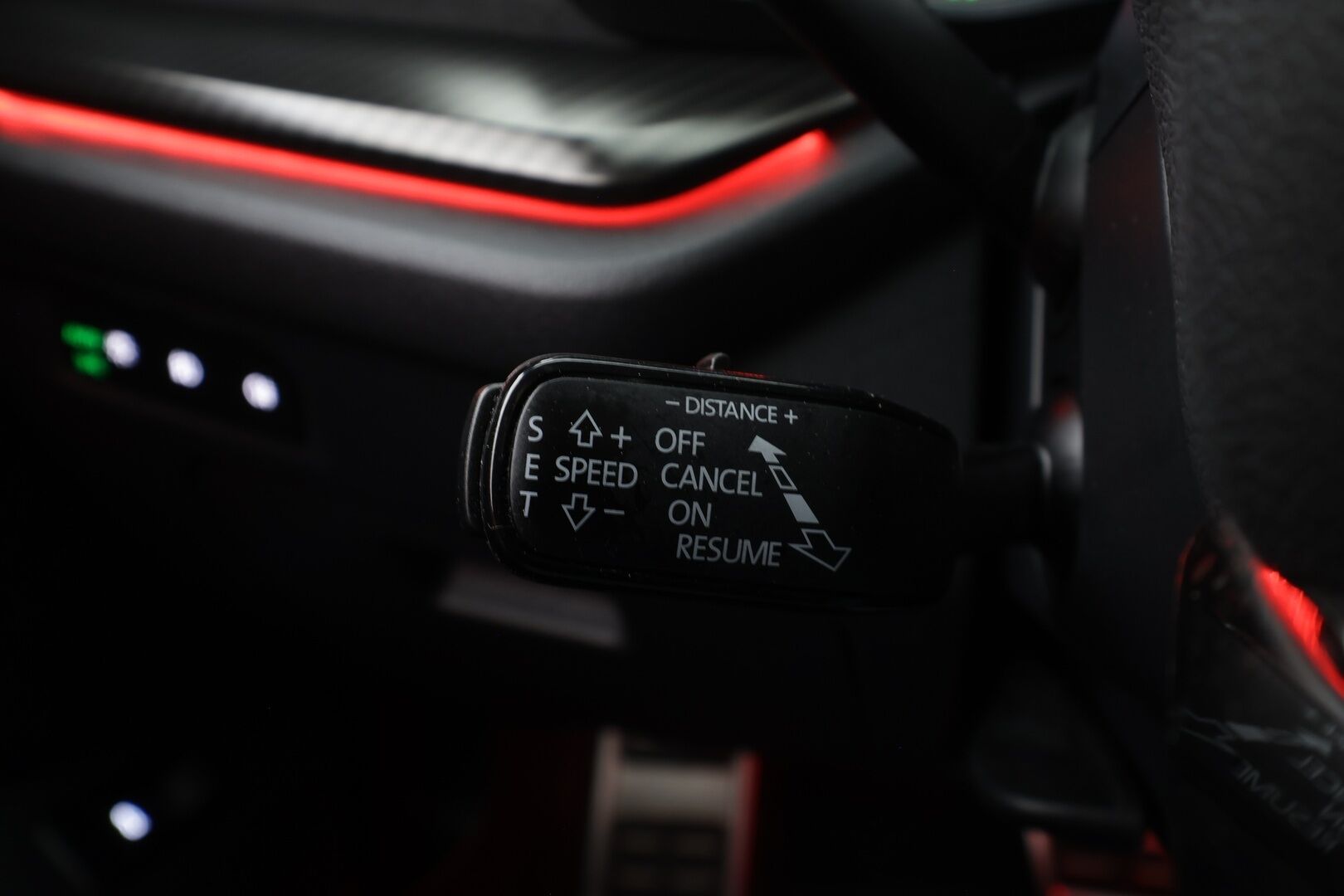 Skoda Octavia 2021 2,0 TDI 200 4x4 RS DSG Autom. * Webasto / ACC / HUD / Canton Premium Sound / Matrix LED / Peruutuskamera / Vetokoukku / Apple - Suomi-auto / Kahdet Renkaat / Digimittari / Juuri tullut Tampereelle!