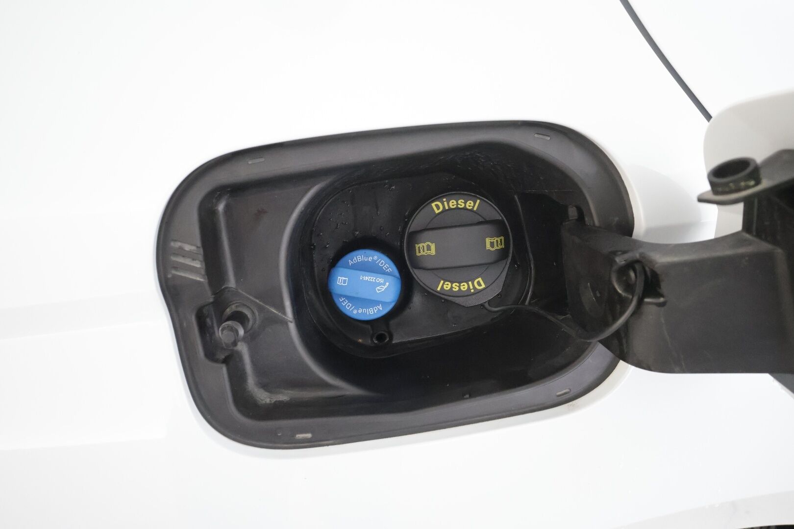 Skoda Octavia 2021 2,0 TDI 200 4x4 RS DSG Autom. * Webasto / ACC / HUD / Canton Premium Sound / Matrix LED / Peruutuskamera / Vetokoukku / Apple - Suomi-auto / Kahdet Renkaat / Digimittari / Juuri tullut Tampereelle!