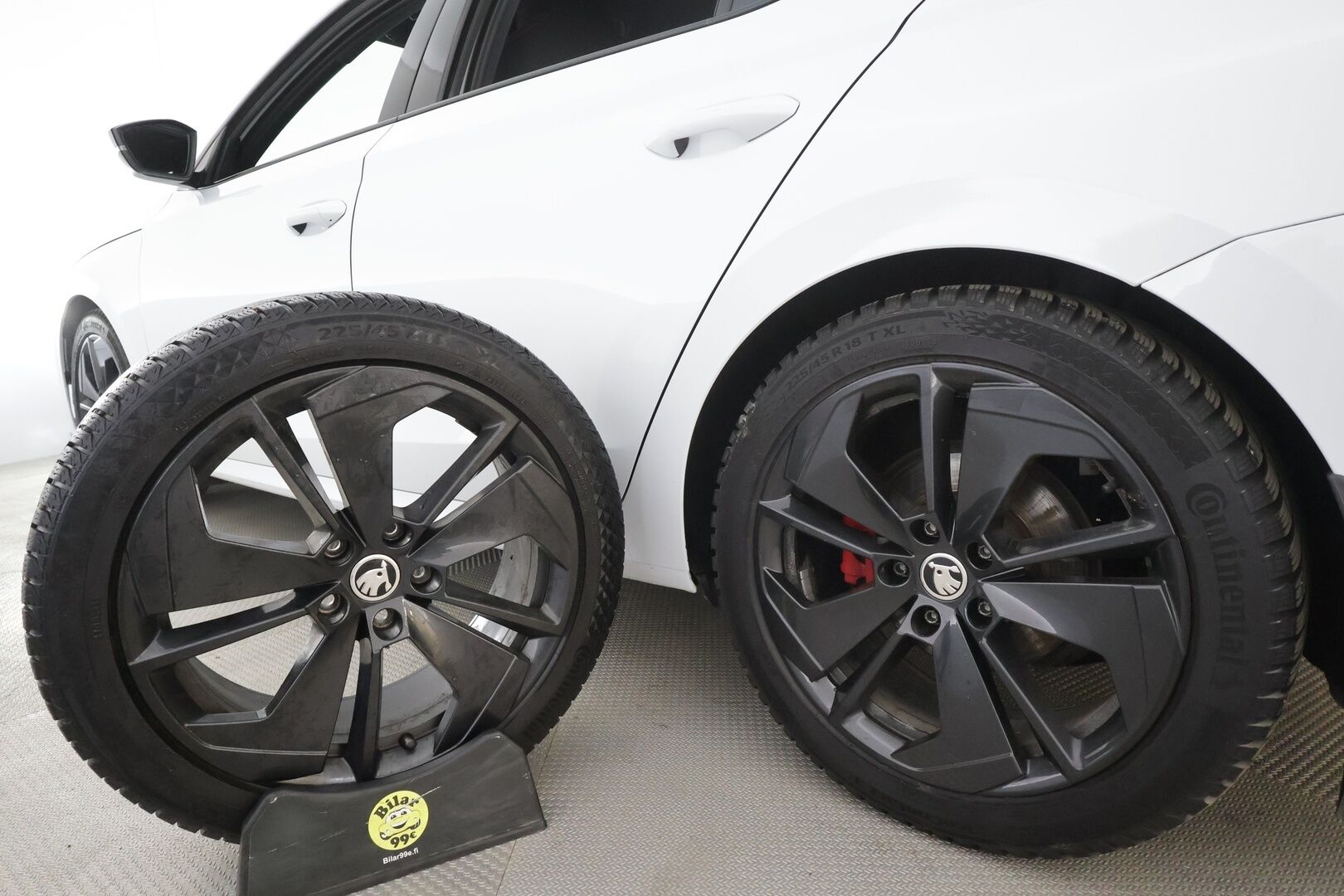 Skoda Octavia 2021 2,0 TDI 200 4x4 RS DSG Autom. * Webasto / ACC / HUD / Canton Premium Sound / Matrix LED / Peruutuskamera / Vetokoukku / Apple - Suomi-auto / Kahdet Renkaat / Digimittari / Juuri tullut Tampereelle!