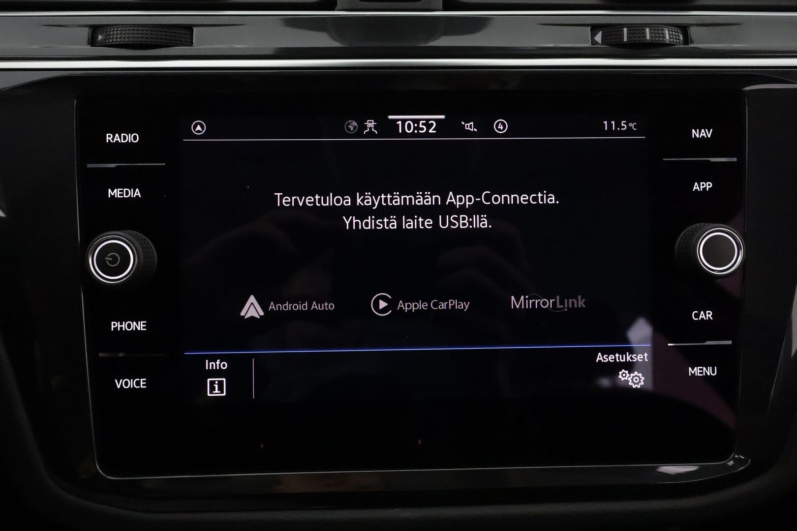 Volkswagen Tiguan 2021 Style Business eHybrid 180 kW DSG-autm.** 1-Om Suomi auto / Adapt.vakkari / 360 kamera / Koukku / Facelift / IQ LED - Digimittaristo / Akku kuntotarkastettu / Sportti-alcantara penkit / Keyless / Apple&Android