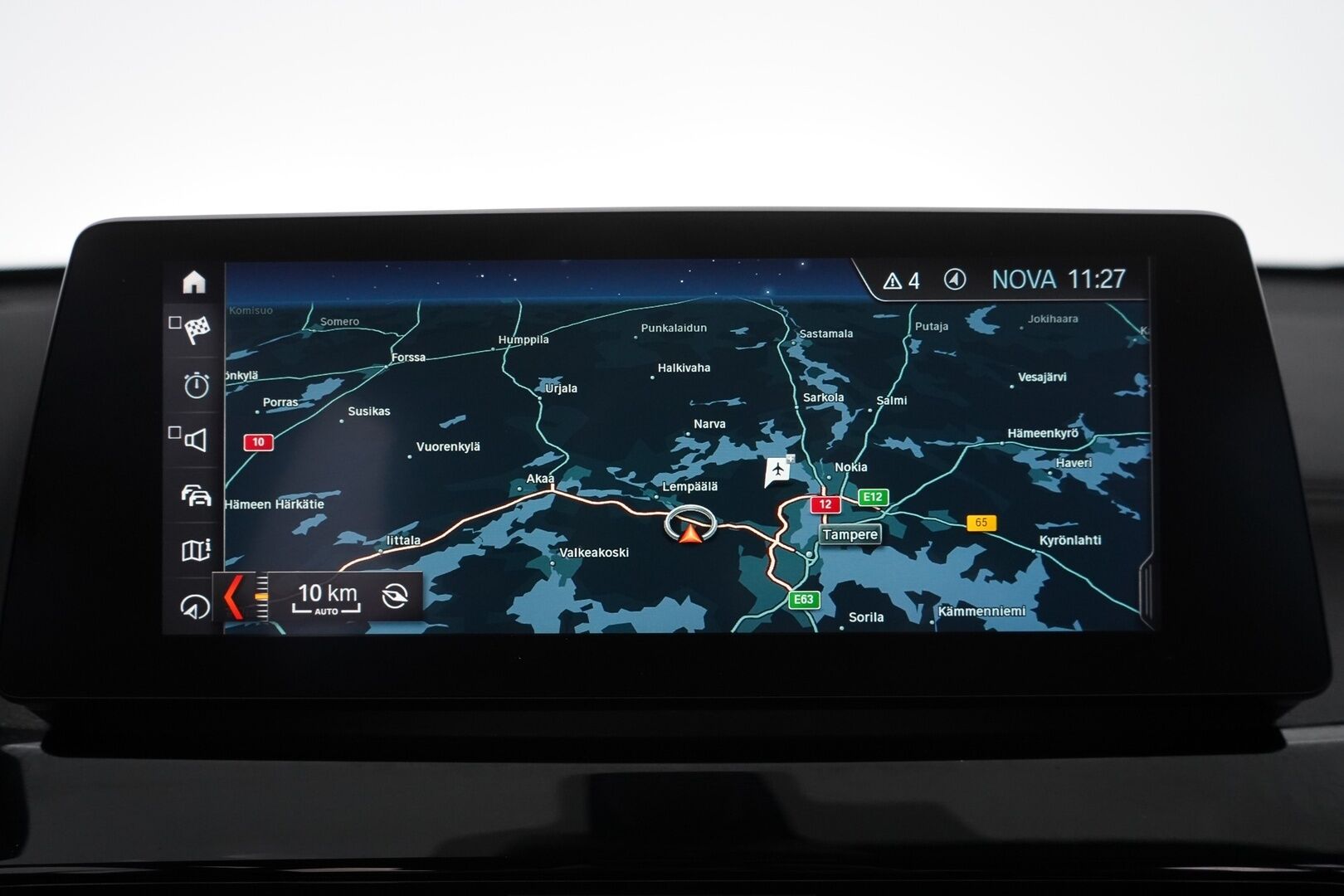 BMW X1 2021 F48 xDrive25e A Charged Edition M Sport * Prof.Navi / HUD / Kamera / Koukku / Lohko* - Kahdet renkaat / M Sport / Shadowline / Huippu varusteet!