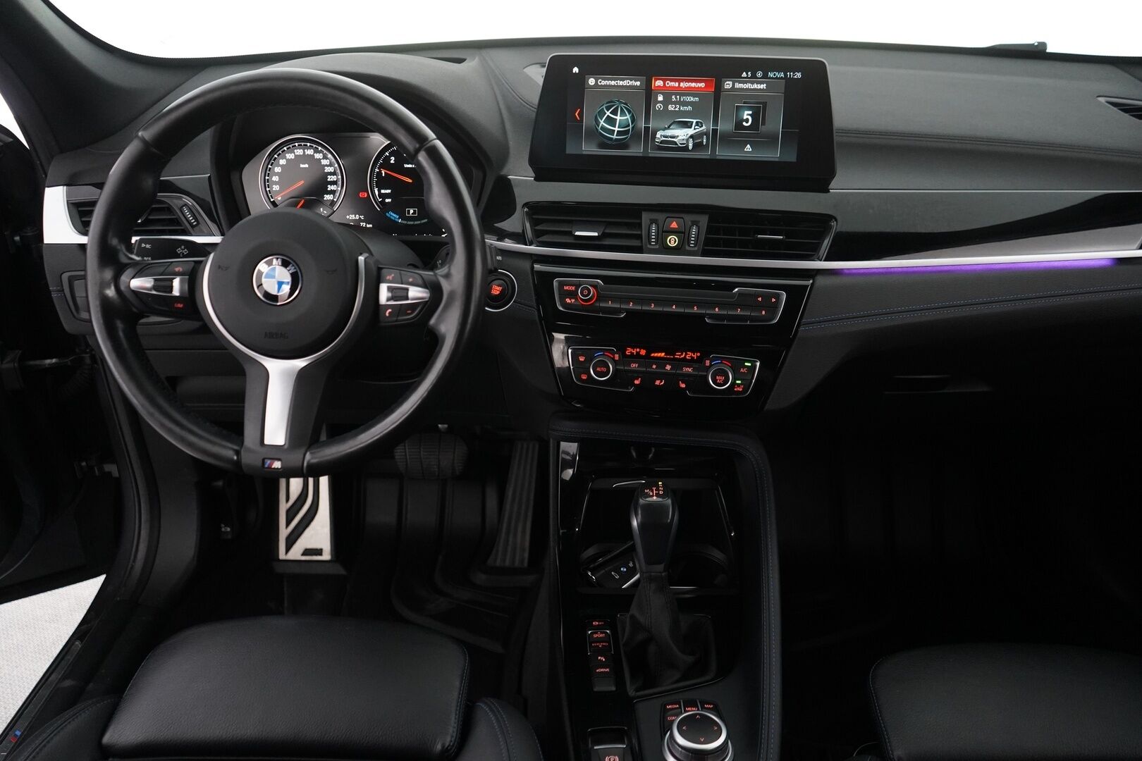 BMW X1 2021 F48 xDrive25e A Charged Edition M Sport * Prof.Navi / HUD / Kamera / Koukku / Lohko* - Kahdet renkaat / M Sport / Shadowline / Huippu varusteet!