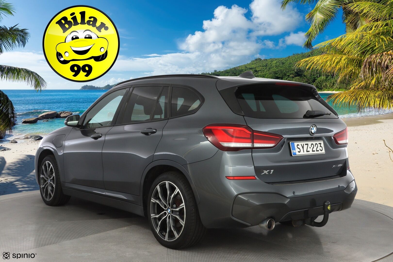 BMW X1 2021 F48 xDrive25e A Charged Edition M Sport * Prof.Navi / HUD / Kamera / Koukku / Lohko* - Kahdet renkaat / M Sport / Shadowline / Huippu varusteet!