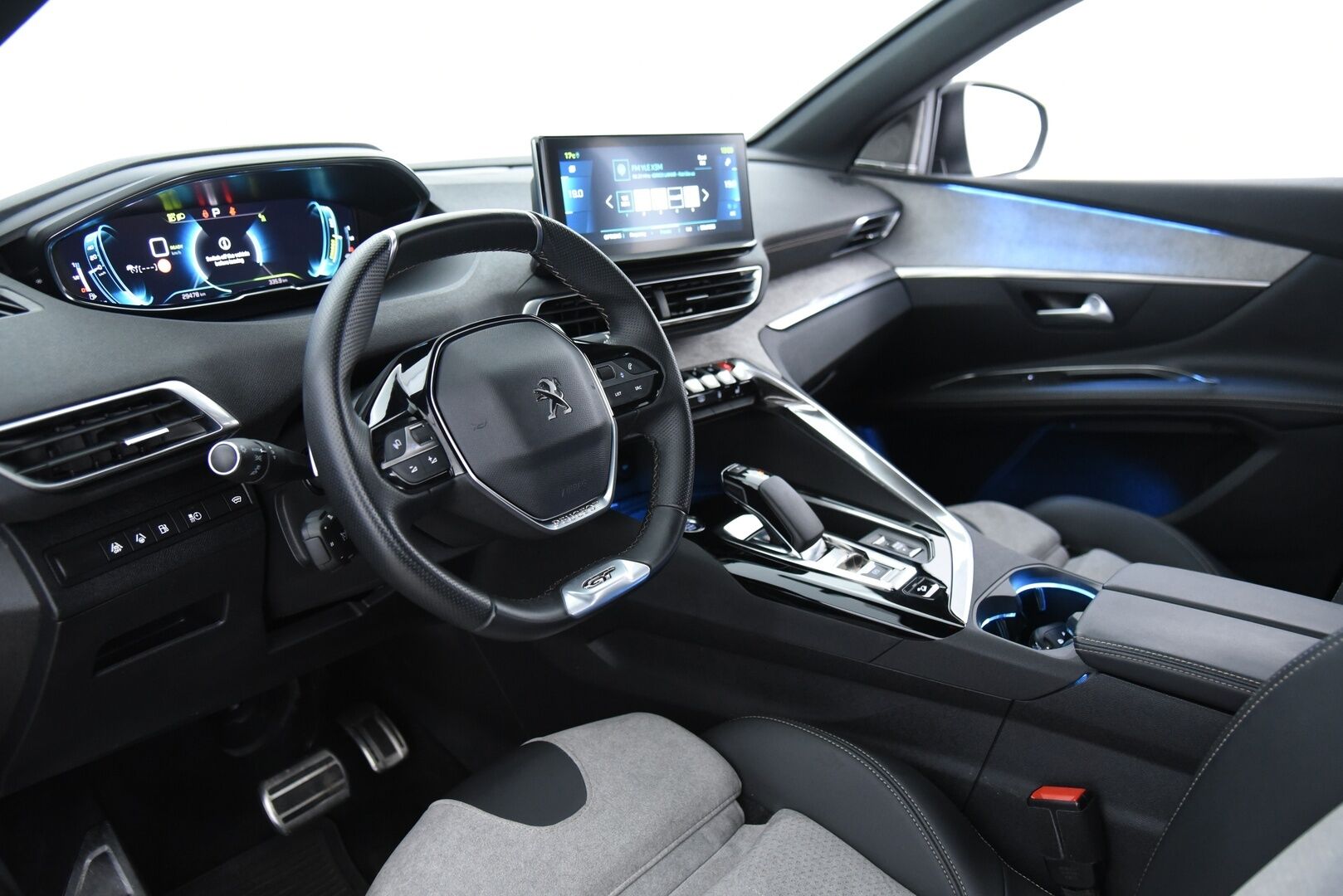 Peugeot 3008 2021 GT Hybrid4 300 EAT8-automaatti / Adapt.vak / Hieronta / Muistipenkki / Focal äänentoisto / 360-kamera - 1-om Suomi-auto / Merkkiliikkeen huoltohistoria / Nahka-alcantara sporttipenkit / 