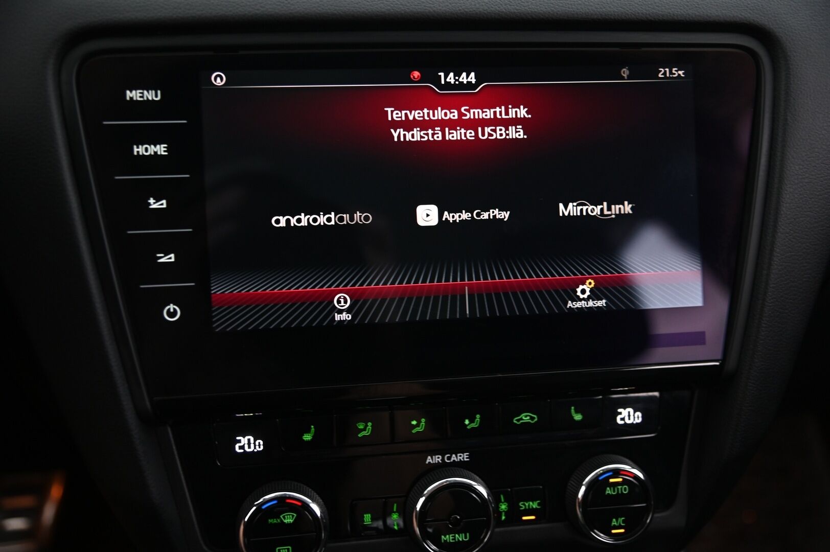 Skoda Octavia 2018 Combi 2,0 TDI 184 4x4 Scout Premium DSG Autom.  *ACC/  PA-Lämmitin/  Nahka-alcantara/  Koukku/  Canton/  Ambient* - Kamera / Jakohihna vaihdettu 10/2024 / 2x hyvät renkaat