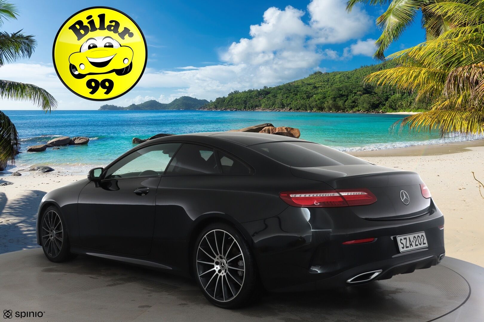Mercedes-Benz E 2018 300 d A Coupé AMG *Burmester / Panorama / Vakkari / Lohkolämmitin / Widescreen / Sporttipenkit / Koukku / P.kamera* - Kahdet renkaat aluvanteilla / Merkkihuollettu
