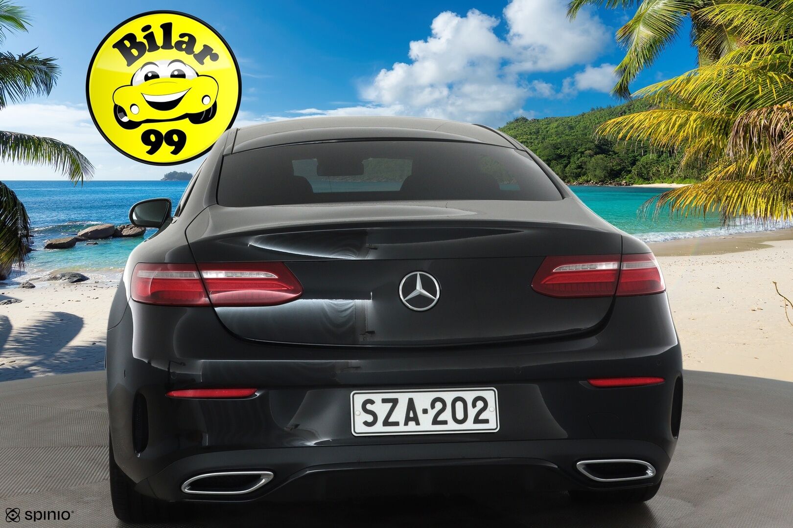 Mercedes-Benz E 2018 300 d A Coupé AMG *Burmester / Panorama / Vakkari / Lohkolämmitin / Widescreen / Sporttipenkit / Koukku / P.kamera* - Kahdet renkaat aluvanteilla / Merkkihuollettu