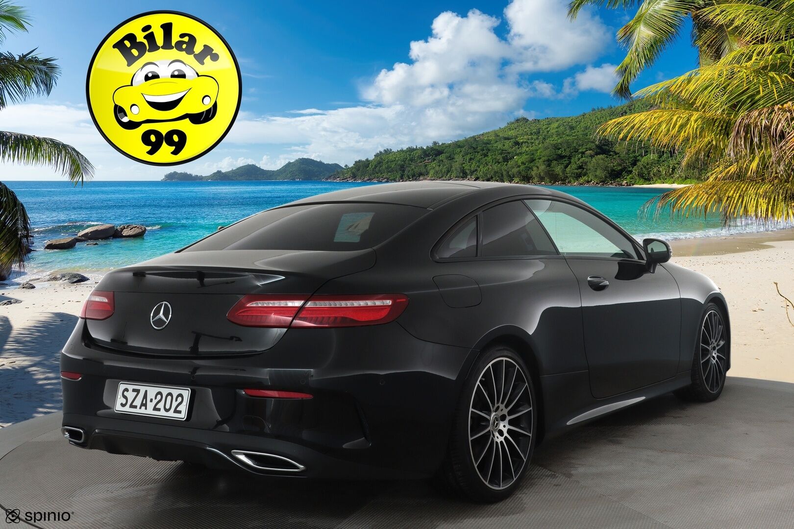 Mercedes-Benz E 2018 300 d A Coupé AMG *Burmester / Panorama / Vakkari / Lohkolämmitin / Widescreen / Sporttipenkit / Koukku / P.kamera* - Kahdet renkaat aluvanteilla / Merkkihuollettu