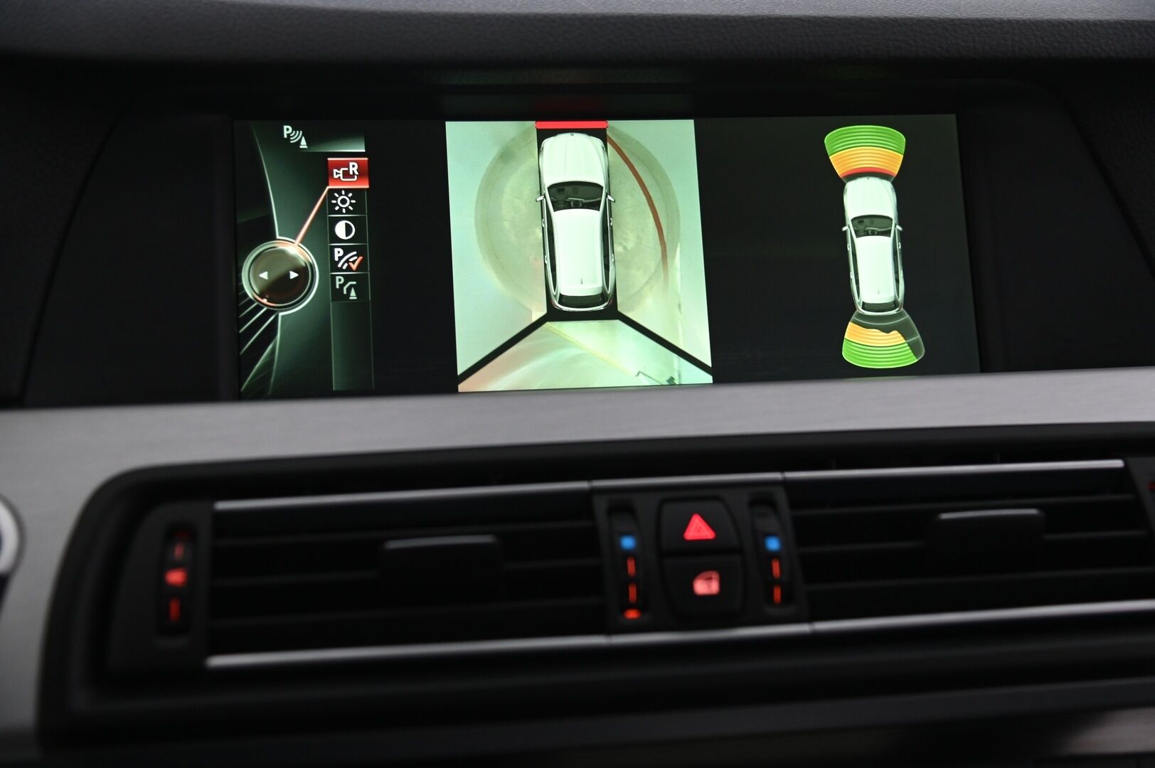 BMW 535 2013 535d xDrive Farmari M-Sport * DSP Hifi / Digimittaristo / ACC / P-Kamera / HUD / Soft-Clouse / Panorama * - Täyssähkö Comfort Muistella / Turbosystems / Hyvin Huollettu 