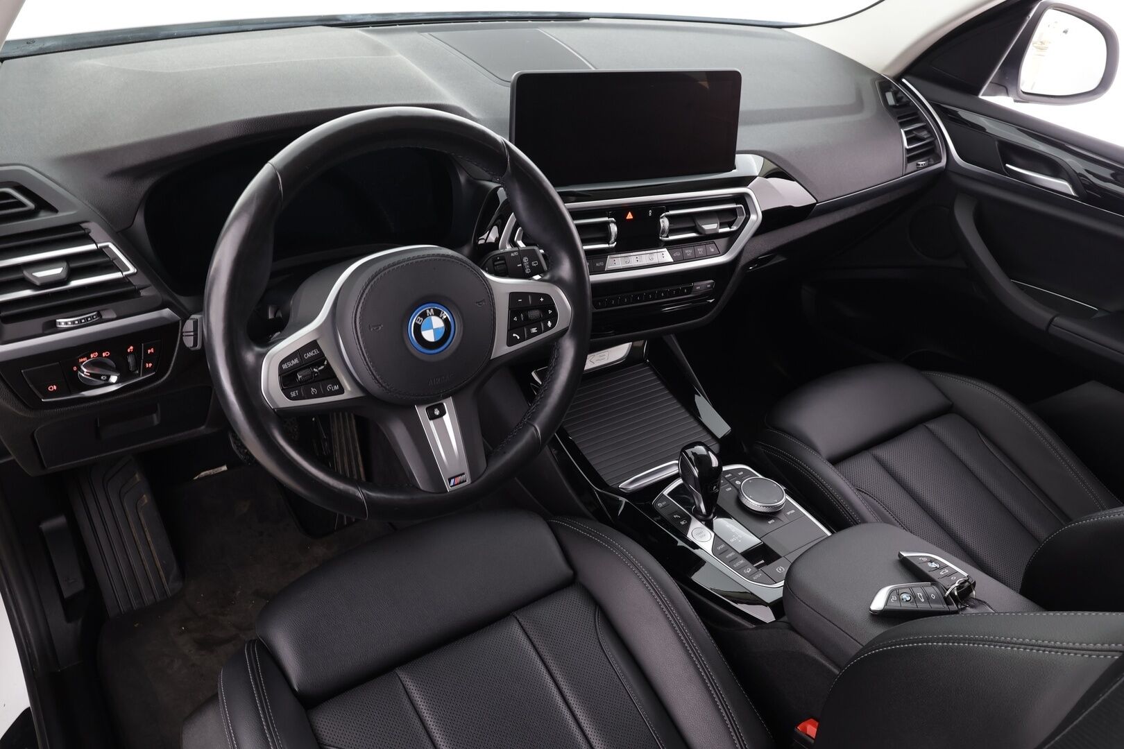 BMW X3 2022 G01 xDrive 30e A Charged Edition * Vakkari / P.kamera / Adap.LED / Koukku / Hifi / Sporttinahat / Sähköluukku * - 1.Om Suomi-auto / Kahdet renkaat aluvanteilla / Merkkihuollettu