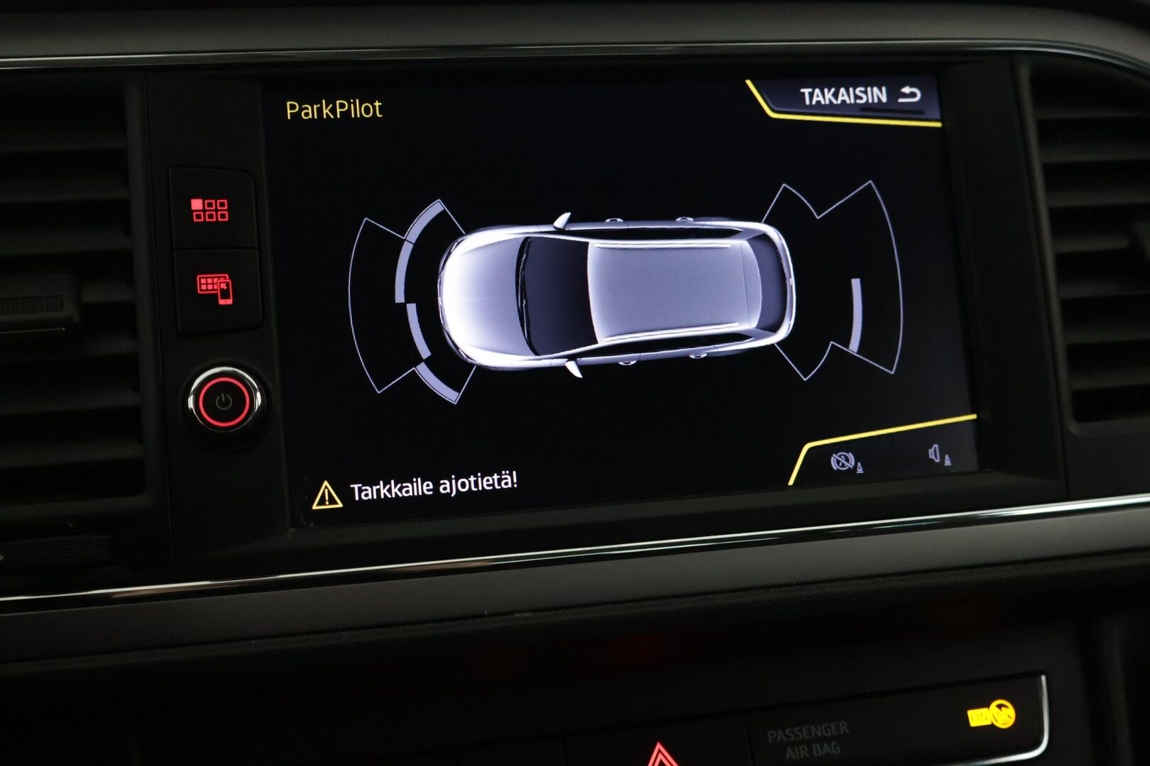 Seat LEON ST 2018 1,4 Business TGI ** Navi / Tutkat / Vakkari / Apple Carplay & Android Auto / Bluetooth** - 2x Renkaat Vanteineen / Juuri huollettu isosti! / Seuraava katsastus 9/2027!