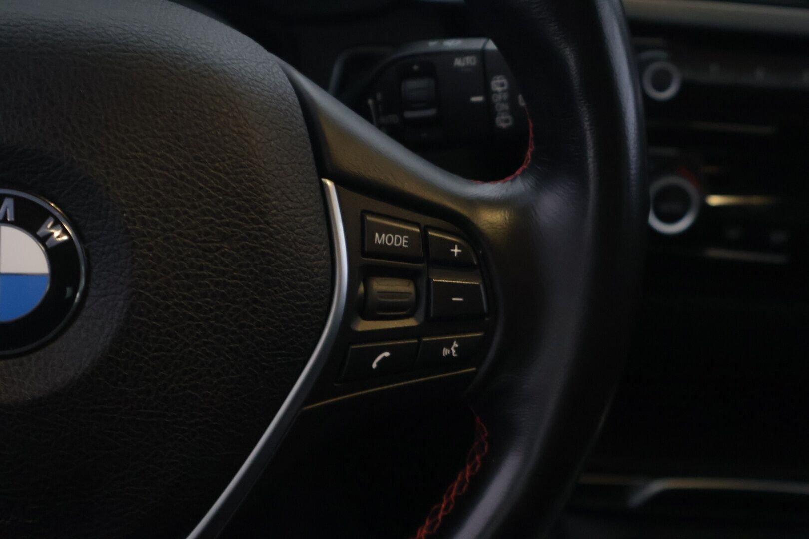 BMW 320 2019 F31 Touring 320d A Business Sport - Digimittaristo | Adapt.vakkari | LED-ajovalot | P.kamera | Carplay | Muistipenkki | HiFi | Prof.navi 