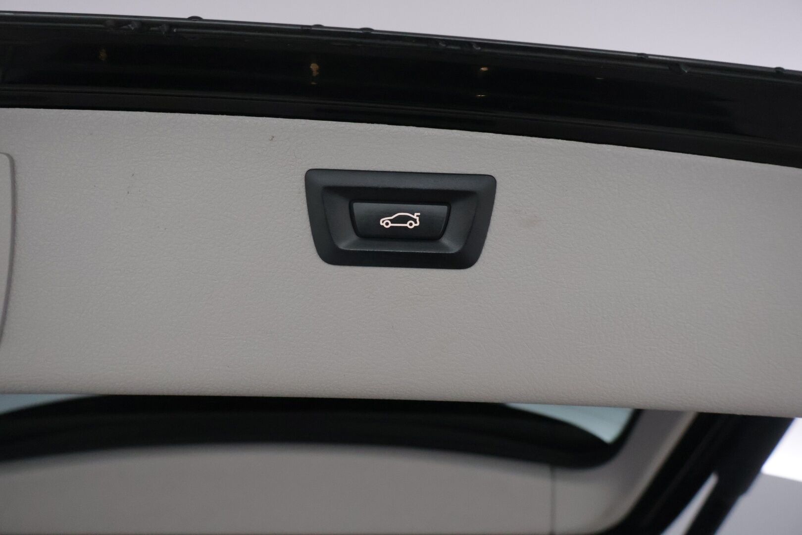 BMW 320 2019 F31 Touring 320d A Business Sport - Digimittaristo | Adapt.vakkari | LED-ajovalot | P.kamera | Carplay | Muistipenkki | HiFi | Prof.navi 