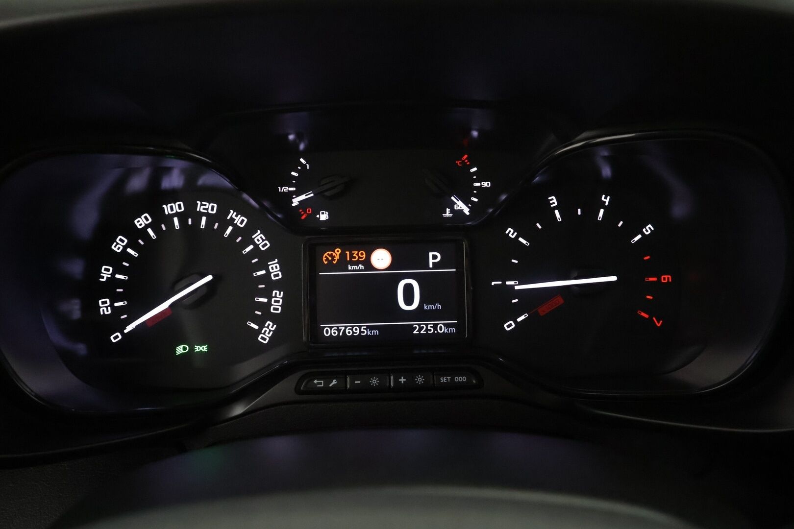 Toyota Proace CITY Verso 2022 Active L2 1,2 130 Automaatti 5ov 7-P * Suomi-auto / Vakkari / P.tutka / Kaistavahti / 2xRenkaat * - HULLUT BLACKWEEK JATKOT - KORKOTARJOUS 2,49%