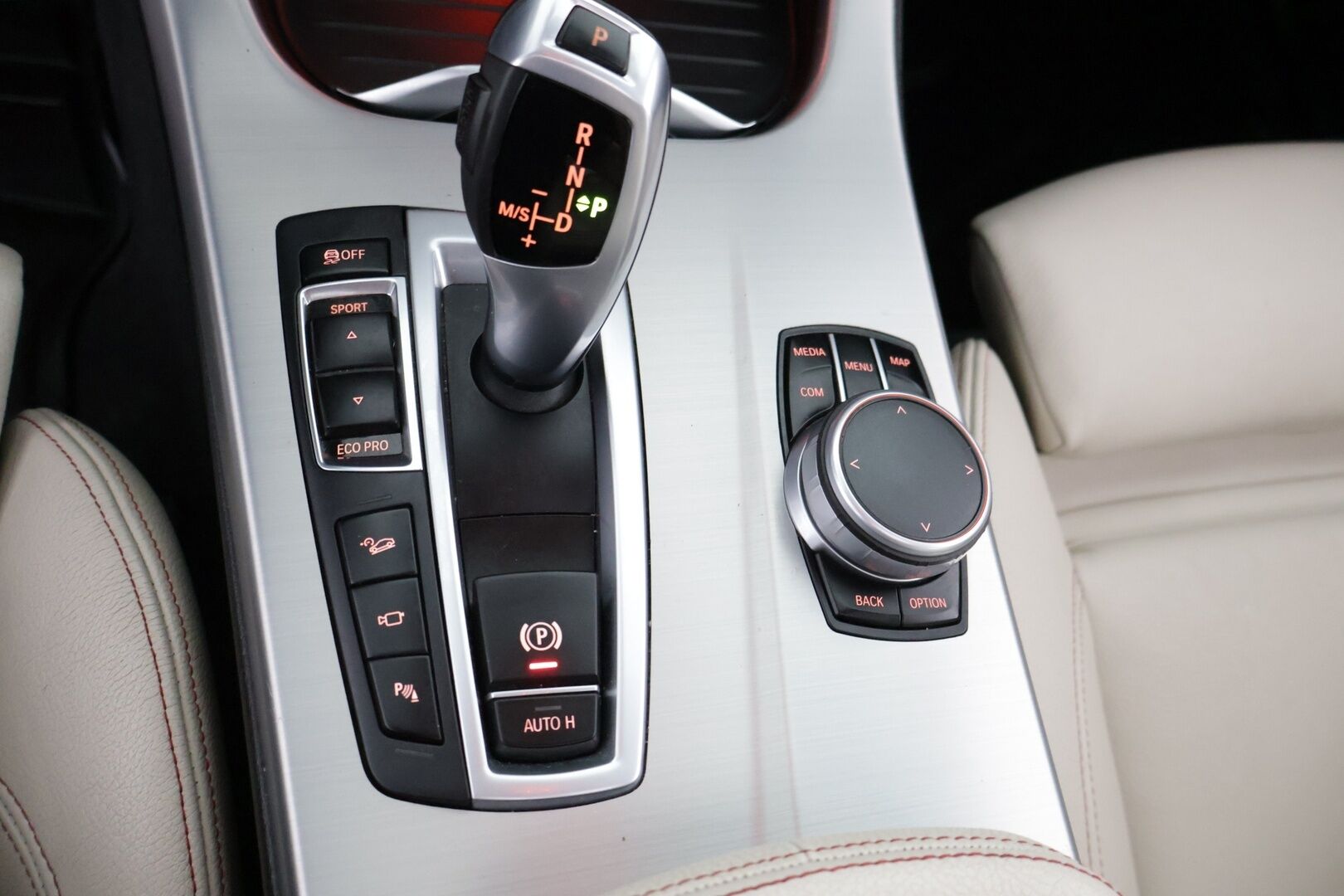 BMW X4 2017 F26 xDrive20d A Business M Sport - Webasto | Adapt.Vakkari | Vetokoukku | 360 Kamera | Harman/Kardon | Muistipenkki | Kattoluukku | Runsaasti huollettu | Juuri katsastettu!