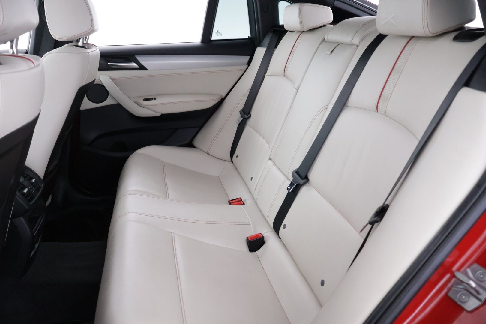 BMW X4 2017 F26 xDrive20d A Business M Sport - Webasto | Adapt.Vakkari | Vetokoukku | 360 Kamera | Harman/Kardon | Muistipenkki | Kattoluukku | Runsaasti huollettu | Juuri katsastettu!