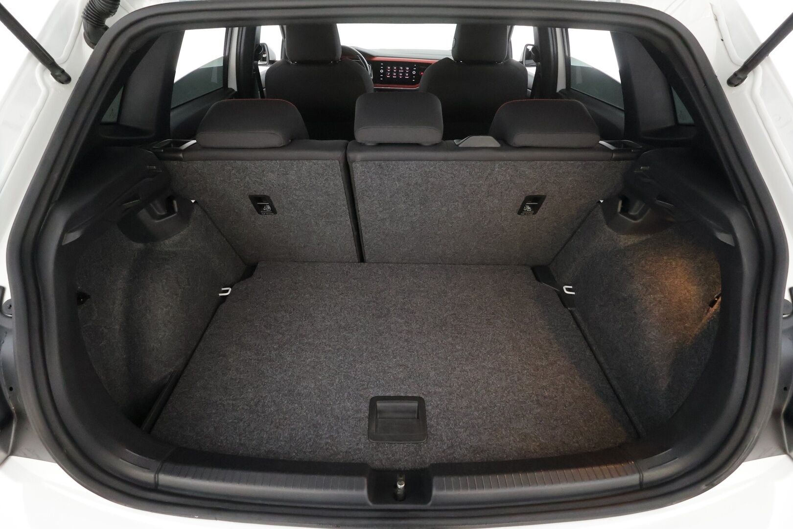 Volkswagen Polo 2020 GTI 2,0 TSI 147 kW DSG * ACC / P.tutkat / Beats / Digimittaristo / LED / Sporttipenkit / Lohkolämmitin * - 1.Om Suomi-auto / Kahdet renkaat aluvanteilla - Osta nyt, maksa vasta ensi vuonna