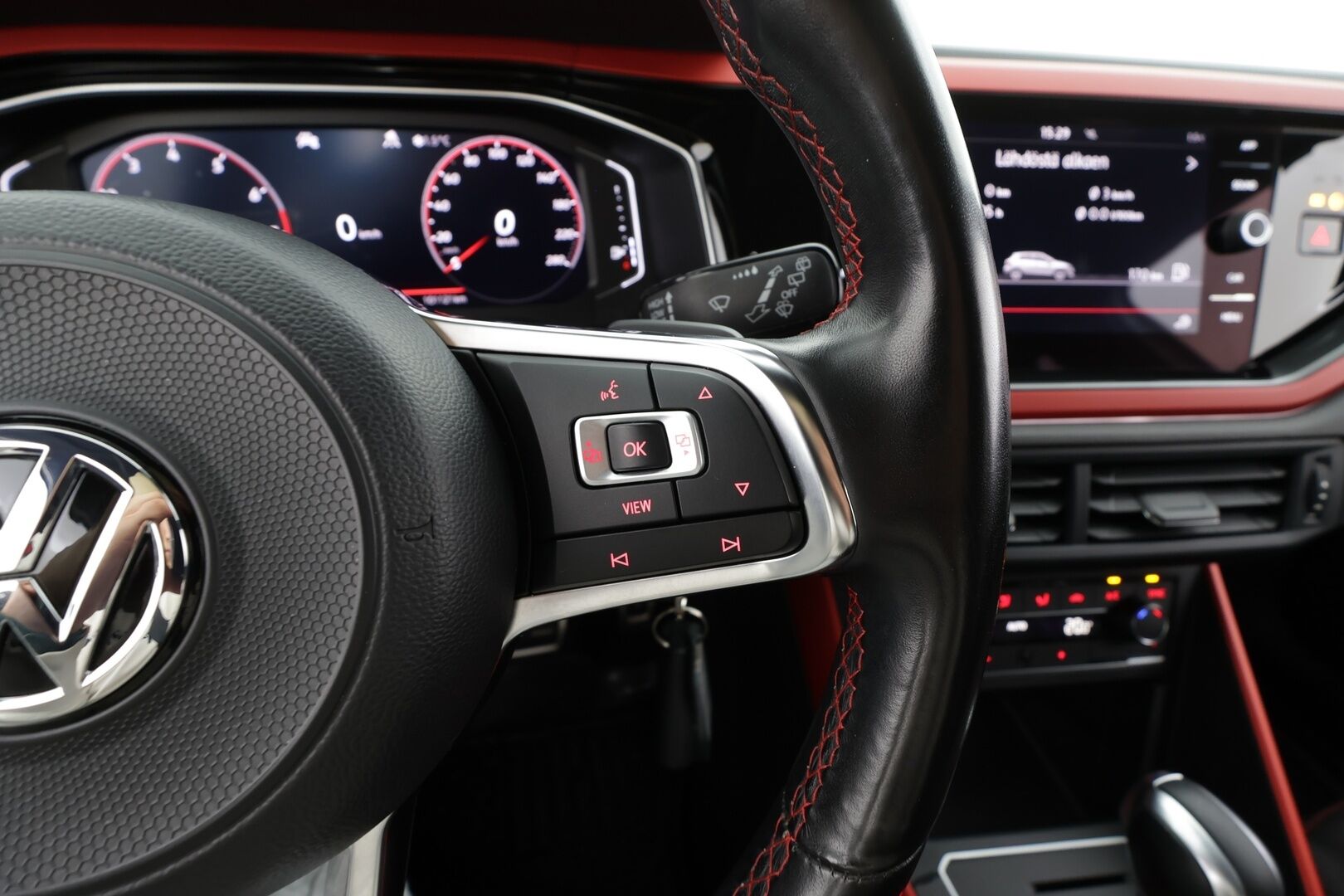 Volkswagen Polo 2020 GTI 2,0 TSI 147 kW DSG * ACC / P.tutkat / Beats / Digimittaristo / LED / Sporttipenkit / Lohkolämmitin * - 1.Om Suomi-auto / Kahdet renkaat aluvanteilla