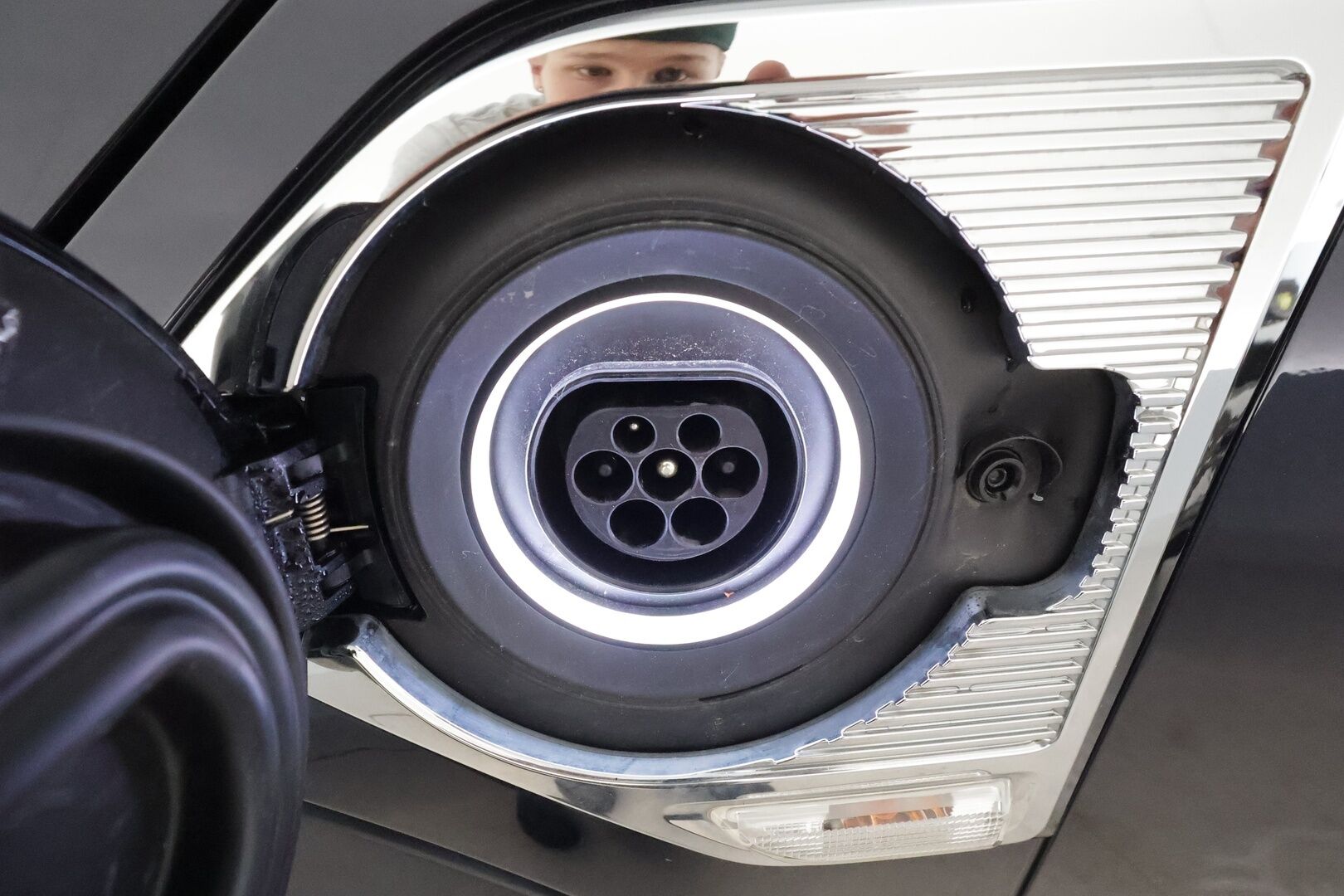MINI Countryman 2020 Cooper SE ALL4 Maximise - Harman&Kardon / Panorama / HUD / Adapt.Vakkari / Peruutuskamera / Adapt.LED / Vaalea Nahkasisusta / Supervarusteet!