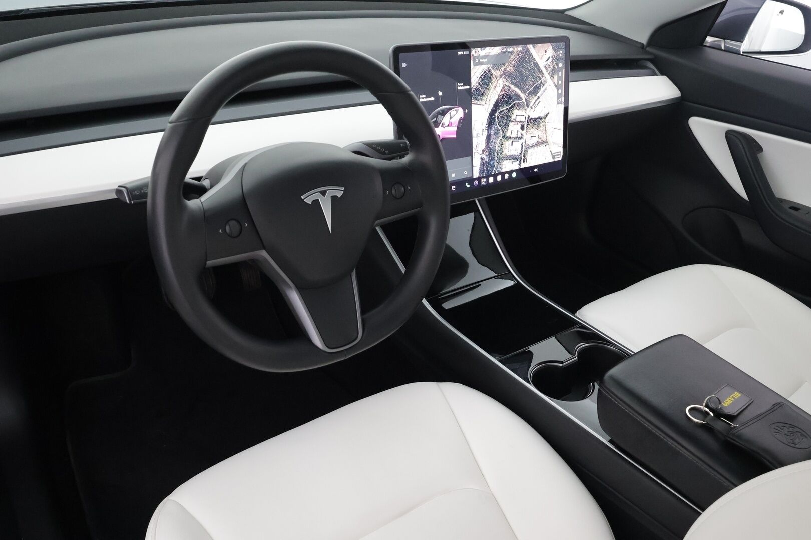 Tesla Model 3 2020 Standard Range Plus - | Lasikatto | ACC | LED | P.Kamera | Premium Speakers | Muistipenkki | Kaistavahti | Navi | Keyless | 2x Latauskaapelit |