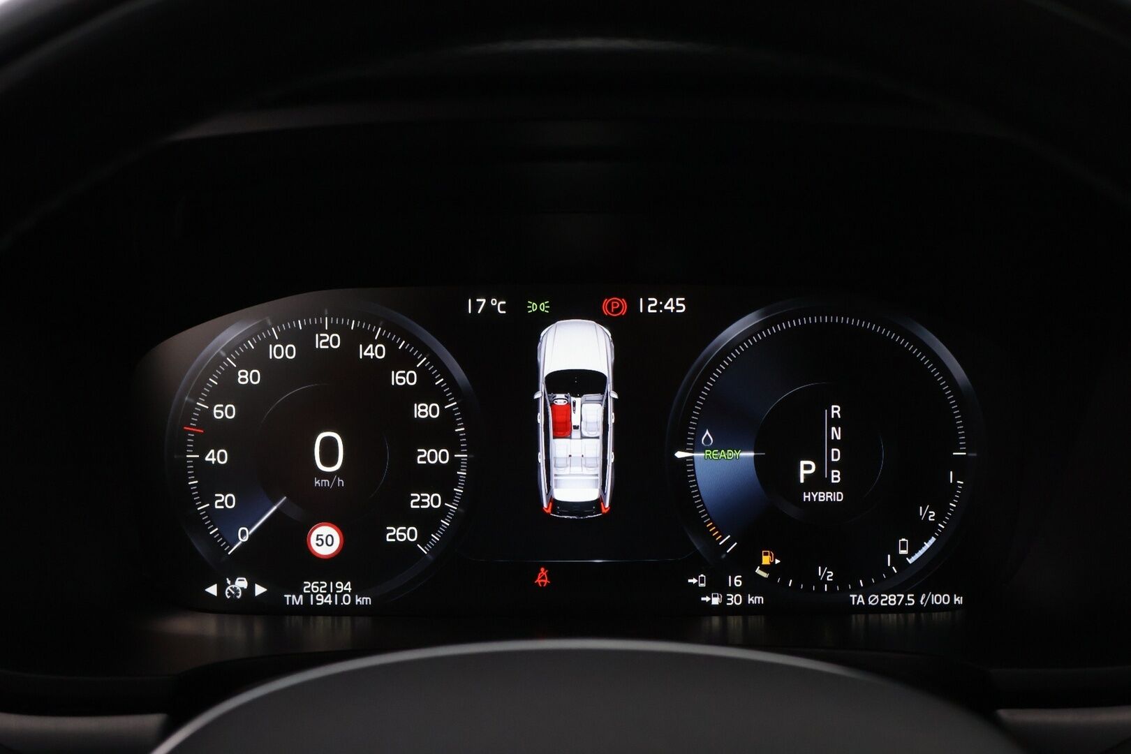 Volvo V90 2018 T8 AWD Momentum aut * Webasto / Vetokoukku / Adapt.Vakkari / Peruutuskamera / Puolinahkasisusta / Full LED - 2x Renkaat alkuperäisvantein / Juuri tullut Tampereelle! - HULLU BLACKWEEK KORKOTARJOUS 2,49%