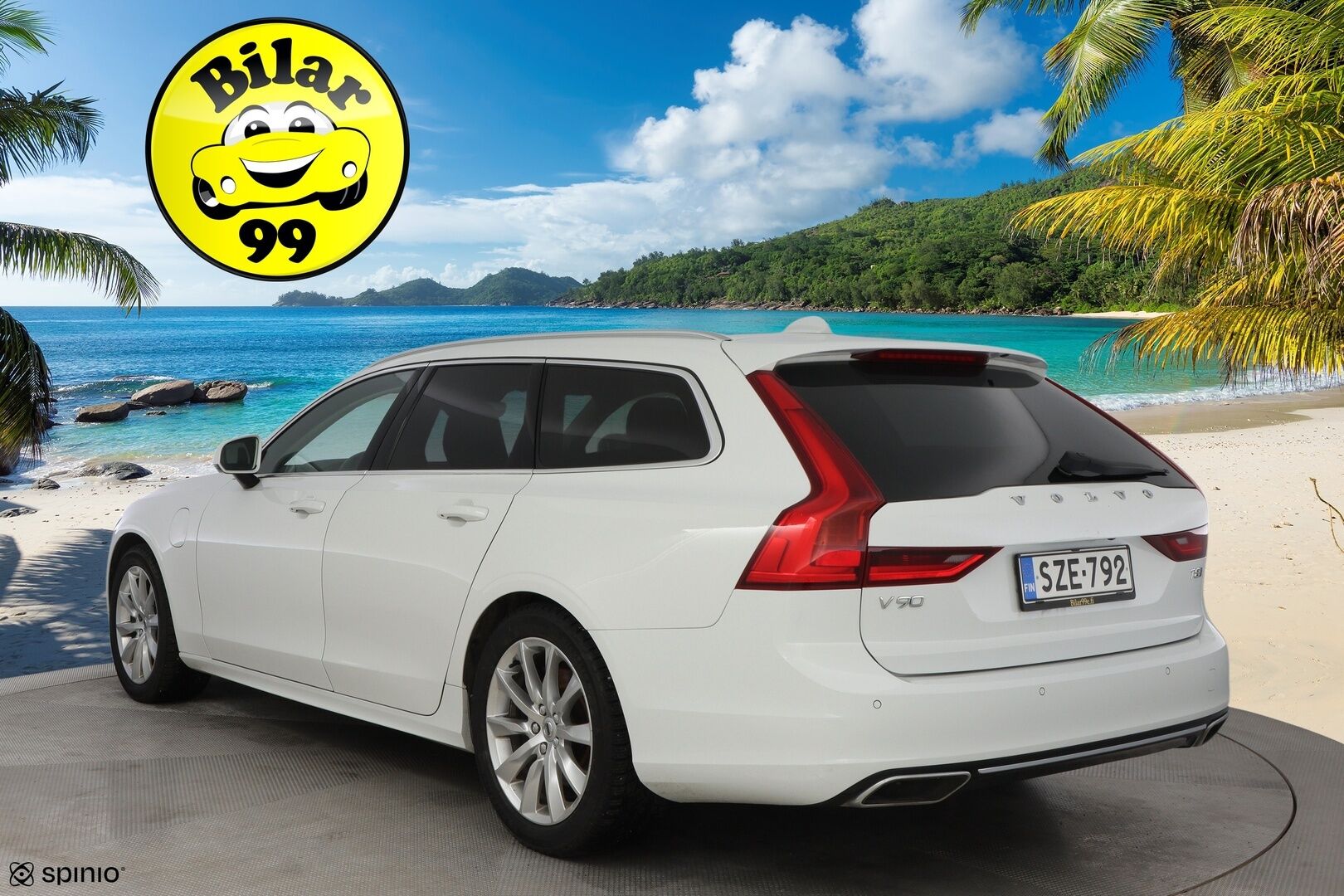 Volvo V90 2018 T8 AWD Momentum aut * Webasto / Vetokoukku / Adapt.Vakkari / Peruutuskamera / Puolinahkasisusta / Full LED - 2x Renkaat alkuperäisvantein / Juuri tullut Tampereelle! - HULLU BLACKWEEK KORKOTARJOUS 2,49%