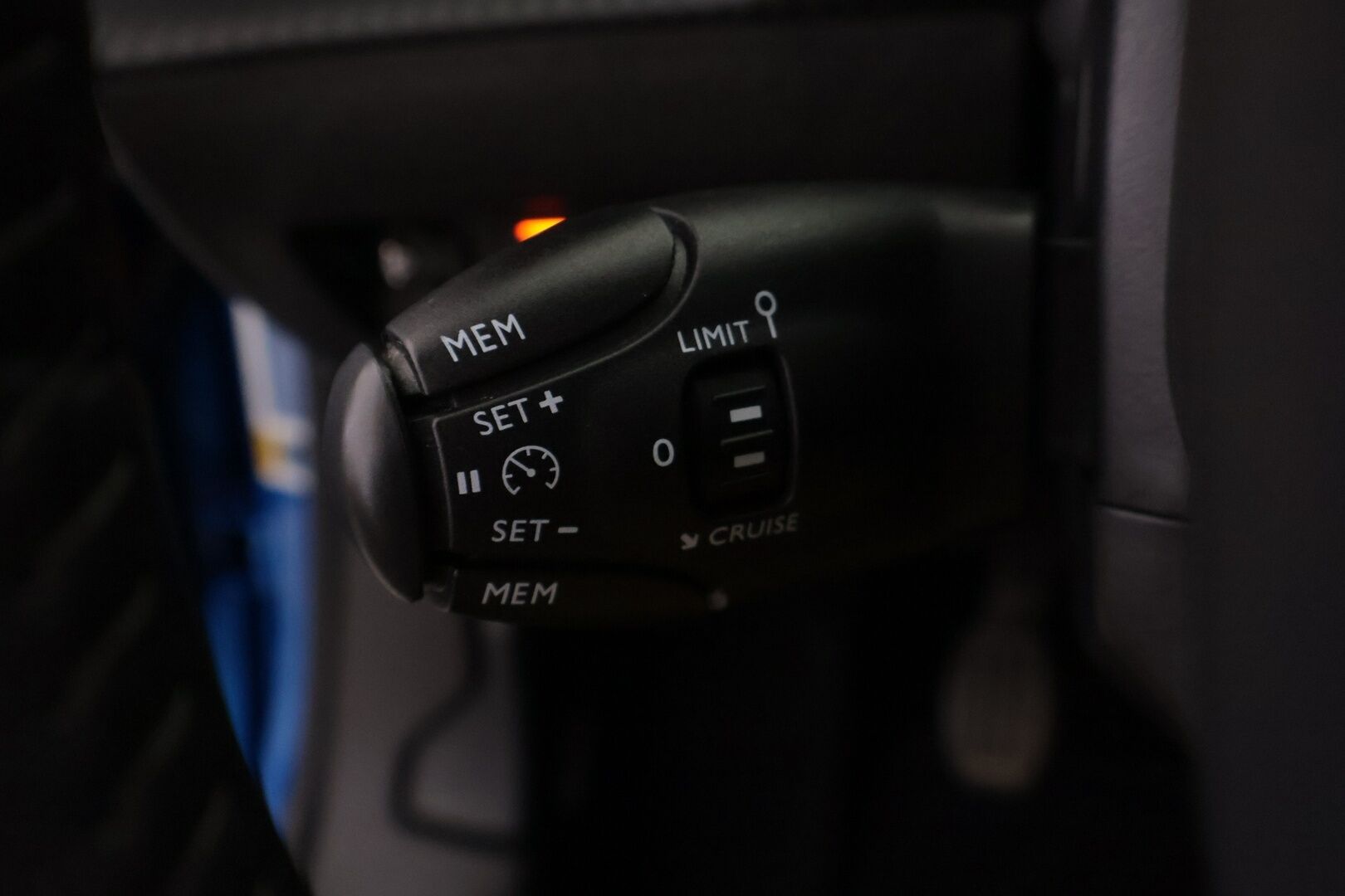 Peugeot 2008 2022 Active Pack PureTech 100 - | 1-Om Suomi-auto | P-Kamera | Apple&Android | Vakionopeudensäädin | Jakohihna juuri vaihdettu |