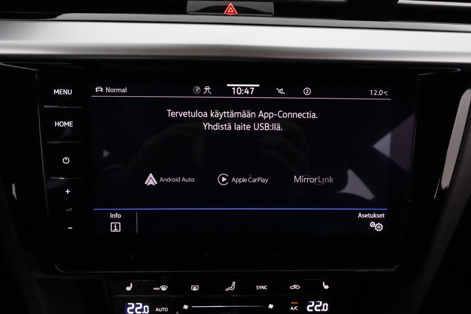 Volkswagen Arteon 2022 Shooting Brake R-Line eHybrid 160 kW DSG *ACC / HUD / P.kamera / Adapt.LED / Koukku / Webasto / Navi / Digimittaristo* - 1.Om Suomi-auto / Kahdet renkaat aluvanteilla / Merkkihuollettu