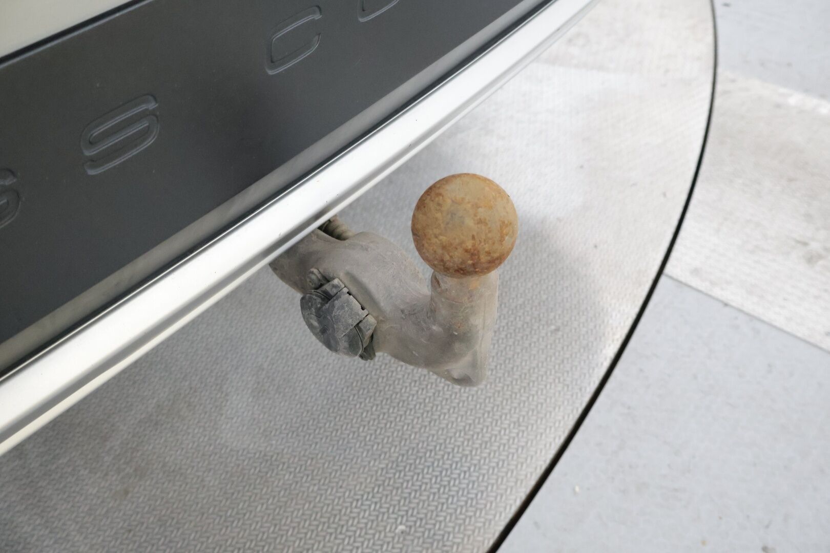 Volvo V90 CROSS COUNTRY 2017 D4 AWD aut Inscription Pro * Webasto / Adapt. Vakkari / Sporttinahat / P-kamera / Muistipenkki / Koukku / BLIS * - 2x renkaat alumiinivanteilla / Ei AdBlue -järjestelmää!