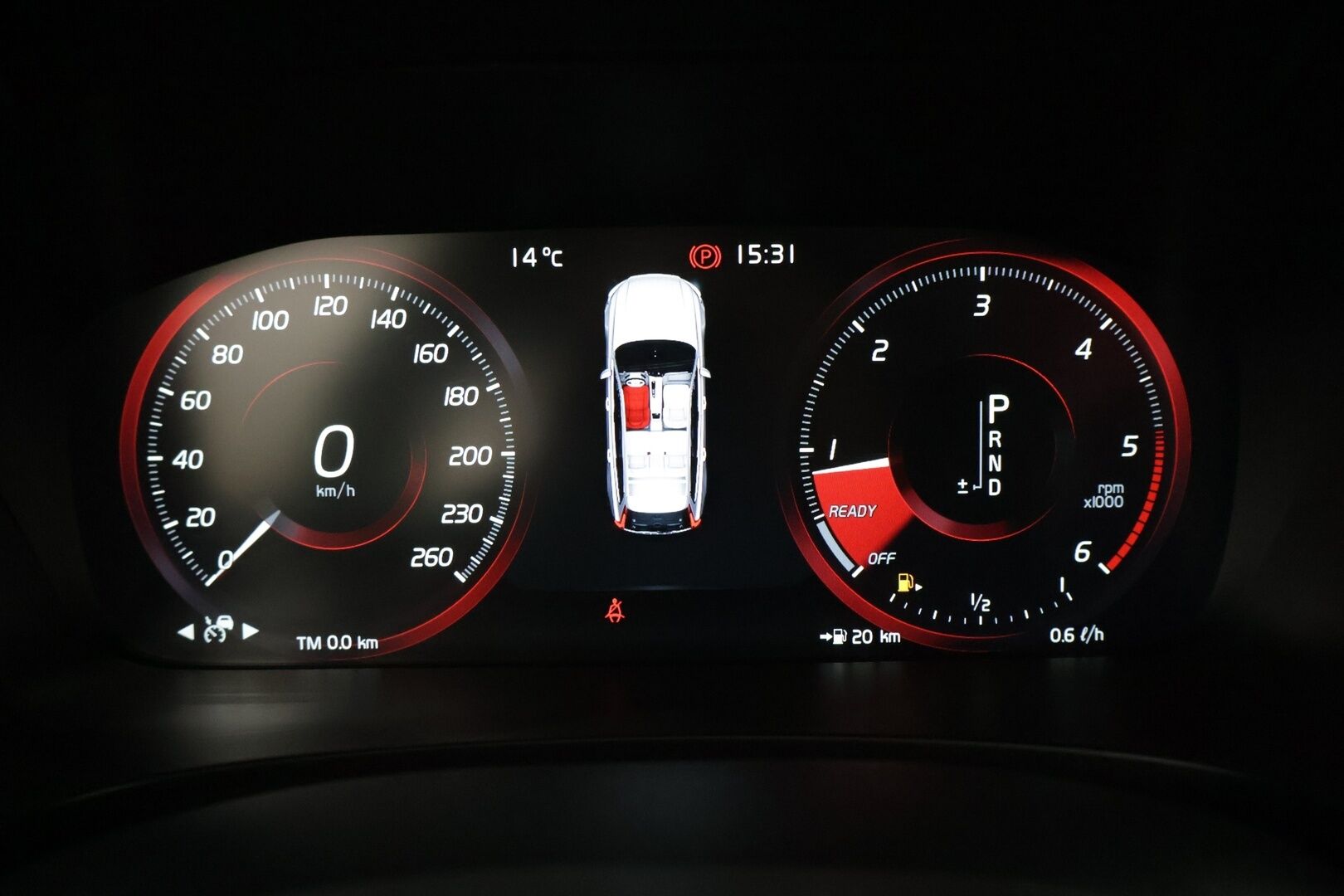 Volvo V90 CROSS COUNTRY 2017 D4 AWD aut Inscription Pro * Webasto / Adapt. Vakkari / Sporttinahat / P-kamera / Muistipenkki / Koukku / BLIS * - 2x renkaat alumiinivanteilla / Ei AdBlue -järjestelmää!