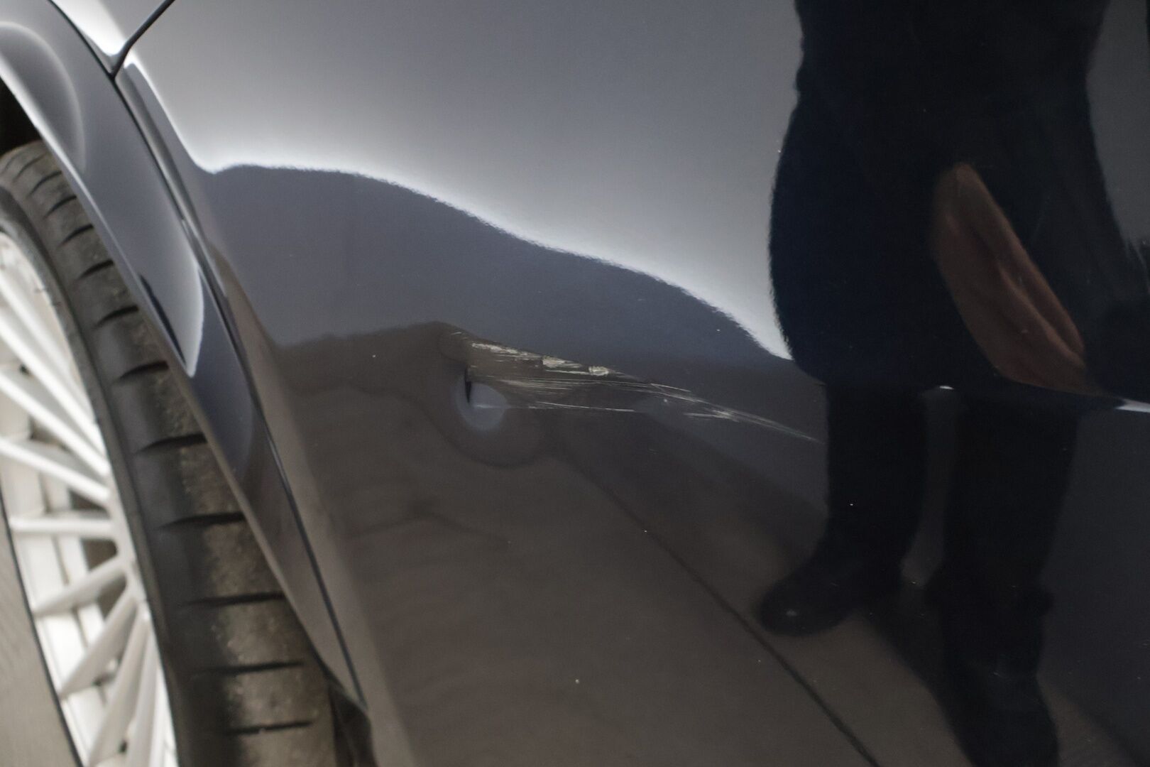 BMW X5 2016 40e M-Sport * Tämä auto myydään YritysOutlet -valikoimasta vain yritykselle * Adapt.vak / Hud / Panorama * - * Tämä auto myydään YritysOutlet -valikoimasta vain yritykselle * Ökyvarusteet / Siistikuntoinen / Katsastettu / 2x hyväkuntoiset renkaat ja vanteet *