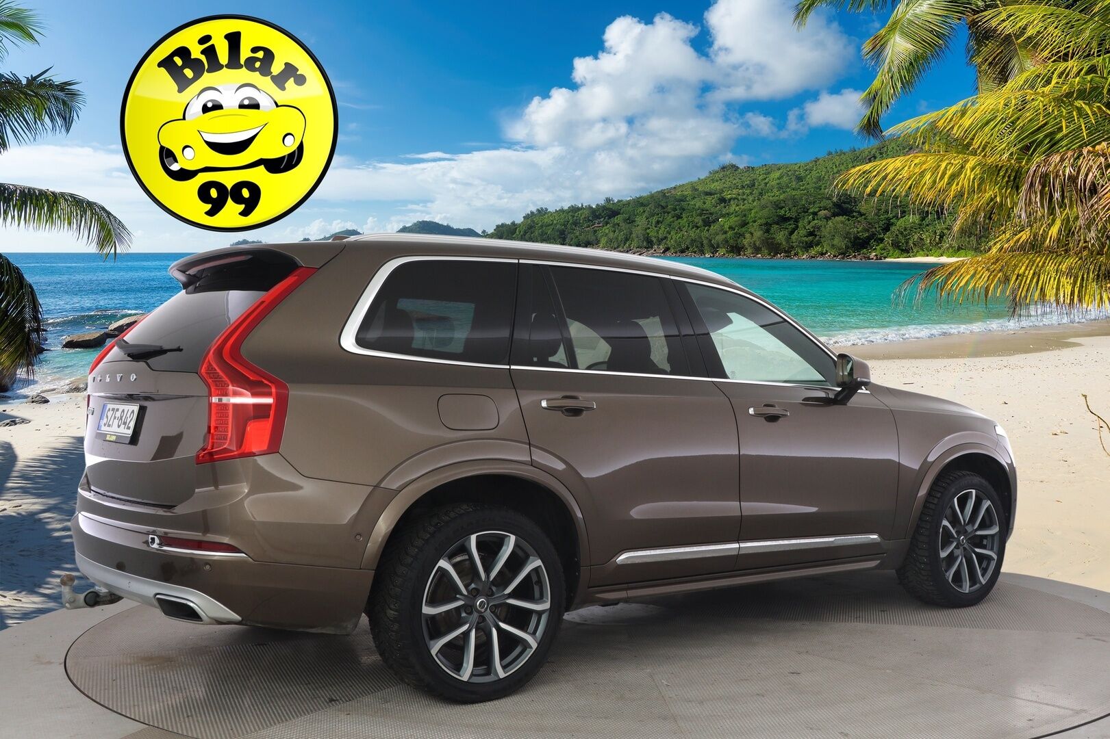 Volvo XC90 2018 D5 AWD Inscription aut - 3,99 % KORKOTARJOUS TÄHÄN AUTOON - Pilot Assist / Ilma-alusta / Panorama / HUD / P-kamera / Ilmastoidut Sporttinahat Muistilla / Koukku / Sähköluukku