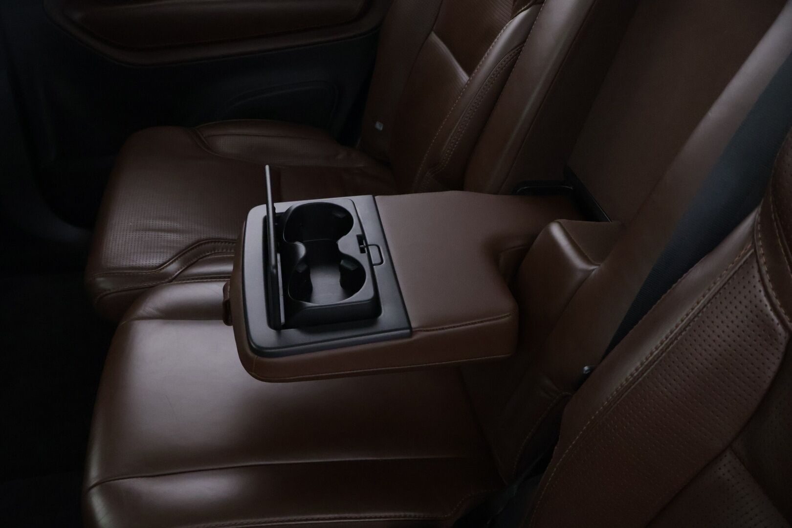 Volvo XC90 2018 D5 AWD Inscription aut - 3,99 % KORKOTARJOUS TÄHÄN AUTOON - Pilot Assist / Ilma-alusta / Panorama / HUD / P-kamera / Ilmastoidut Sporttinahat Muistilla / Koukku / Sähköluukku