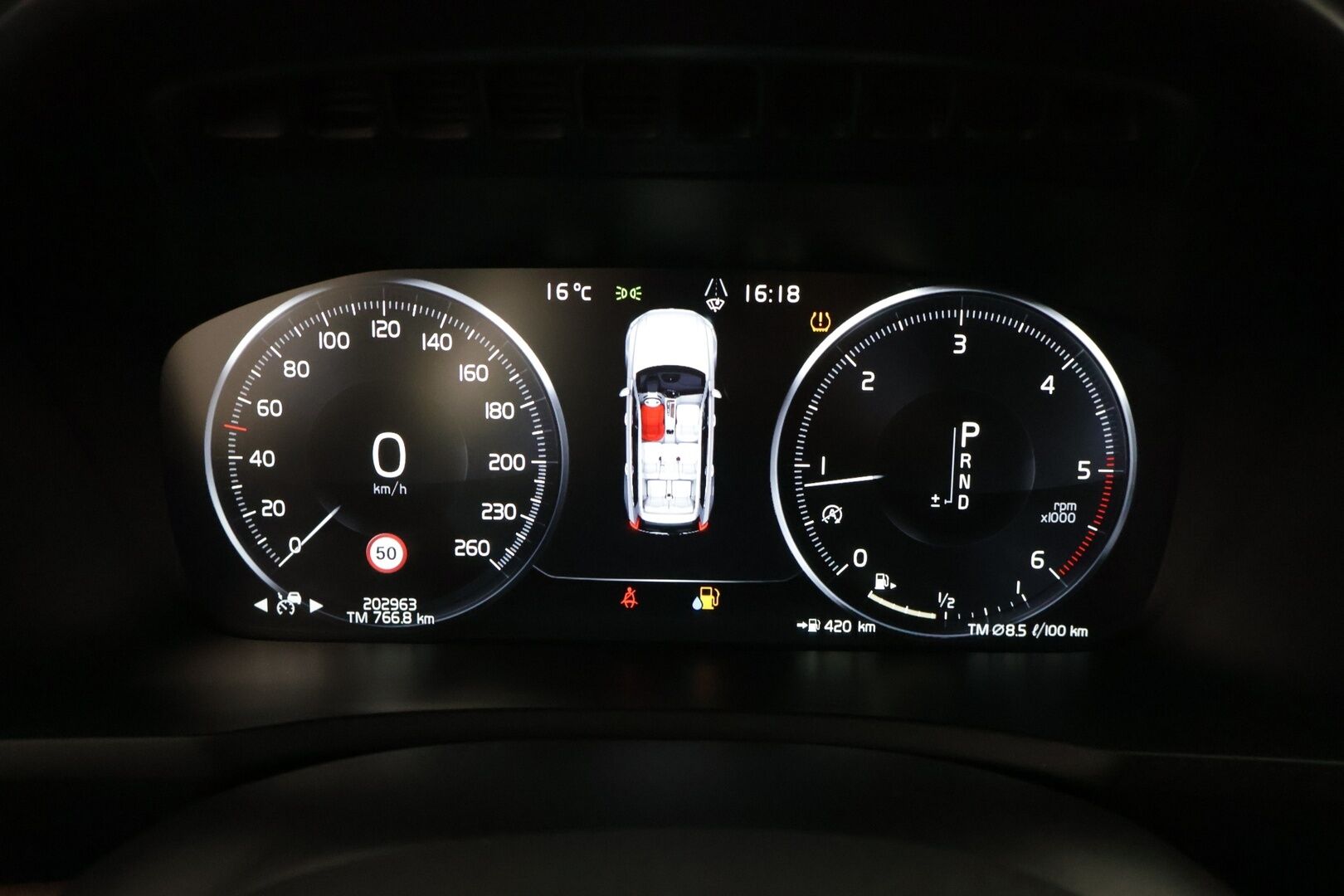 Volvo XC90 2018 D5 AWD Inscription aut - 3,99 % KORKOTARJOUS TÄHÄN AUTOON - Pilot Assist / Ilma-alusta / Panorama / HUD / P-kamera / Ilmastoidut Sporttinahat Muistilla / Koukku / Sähköluukku