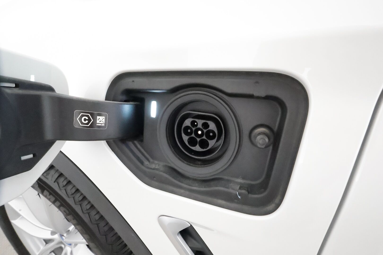 BMW X3 2021 G01 xDrive 30e A Charged Edition **Hifi / Sporttipenkit / Muistipenkki / Vakkari / P.kamera / Digimittaristo**