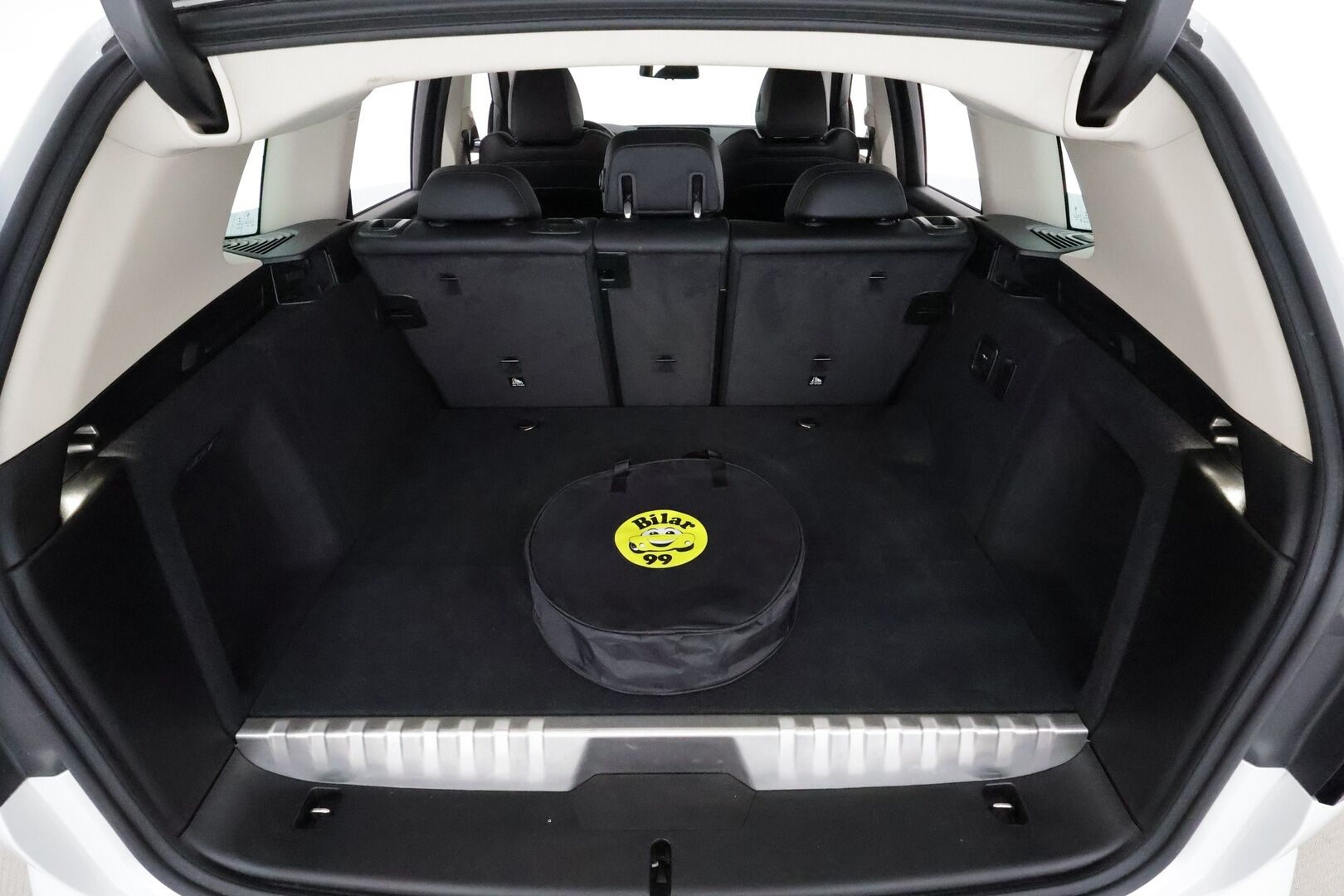 BMW X3 2021 G01 xDrive 30e A Charged Edition **Hifi / Sporttipenkit / Muistipenkki / Vakkari / P.kamera / Digimittaristo**