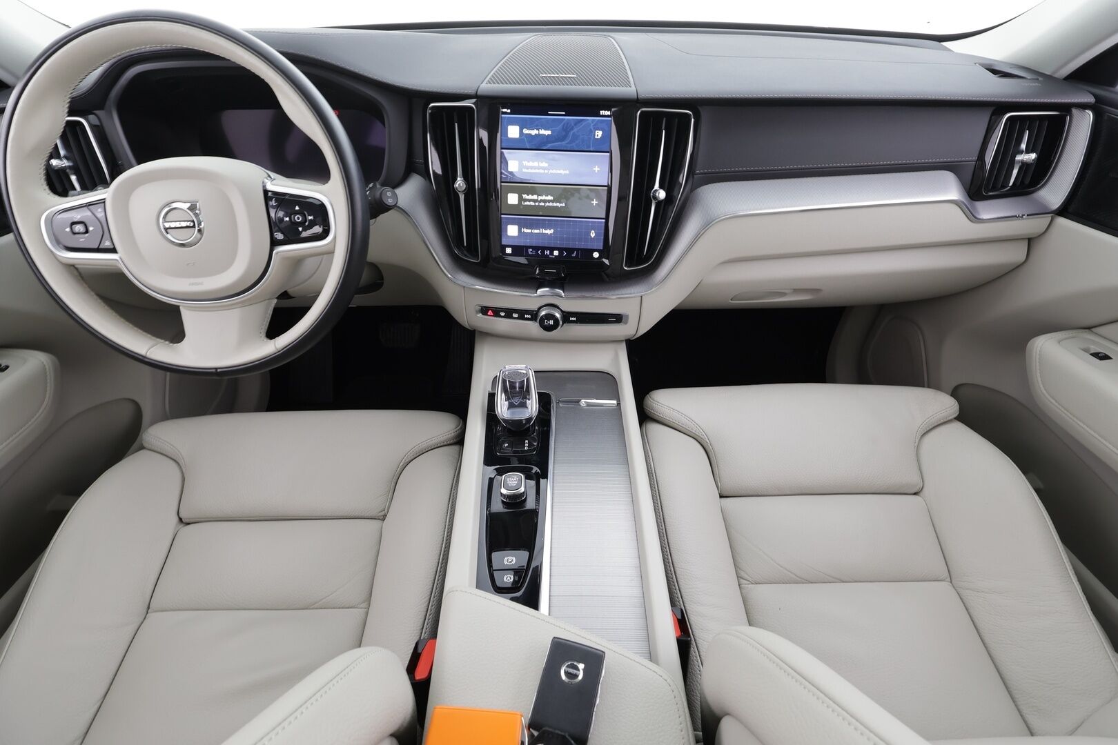 Volvo XC60 2022 T8 TwE AWD Inscription Edition aut * Webasto / ACC / Panorama / Vaalea Nahkasisusta / Harman&Kardon / Full LED / Peruutuskamera - 1-om Suomi-auto / 2x Latauskaapelit / Kahdet renkaat / Merkkihuollot