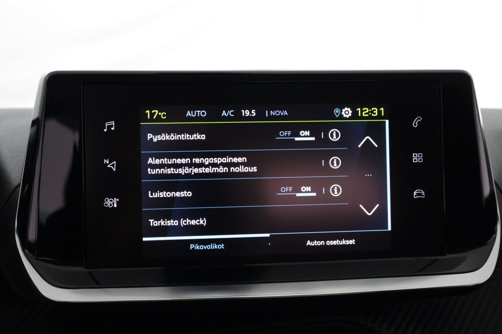 Peugeot e-2008 2022 Active Pack 50 kWh 136 Automaatti - Suomi-auto | Vakkari | Tutka | lED | 2x Renkaat