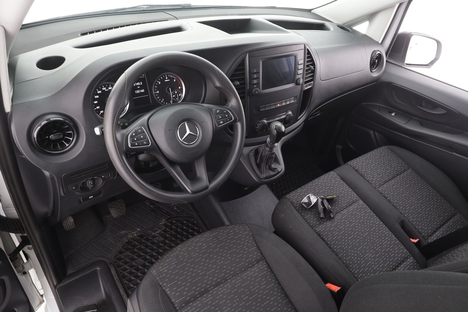 Mercedes-Benz Vito 2022 110CDI FWD-3,05/32K keskipitkä A2 Worker - Vakkari | Webasto | P.Kamera | Merkkihuollettu