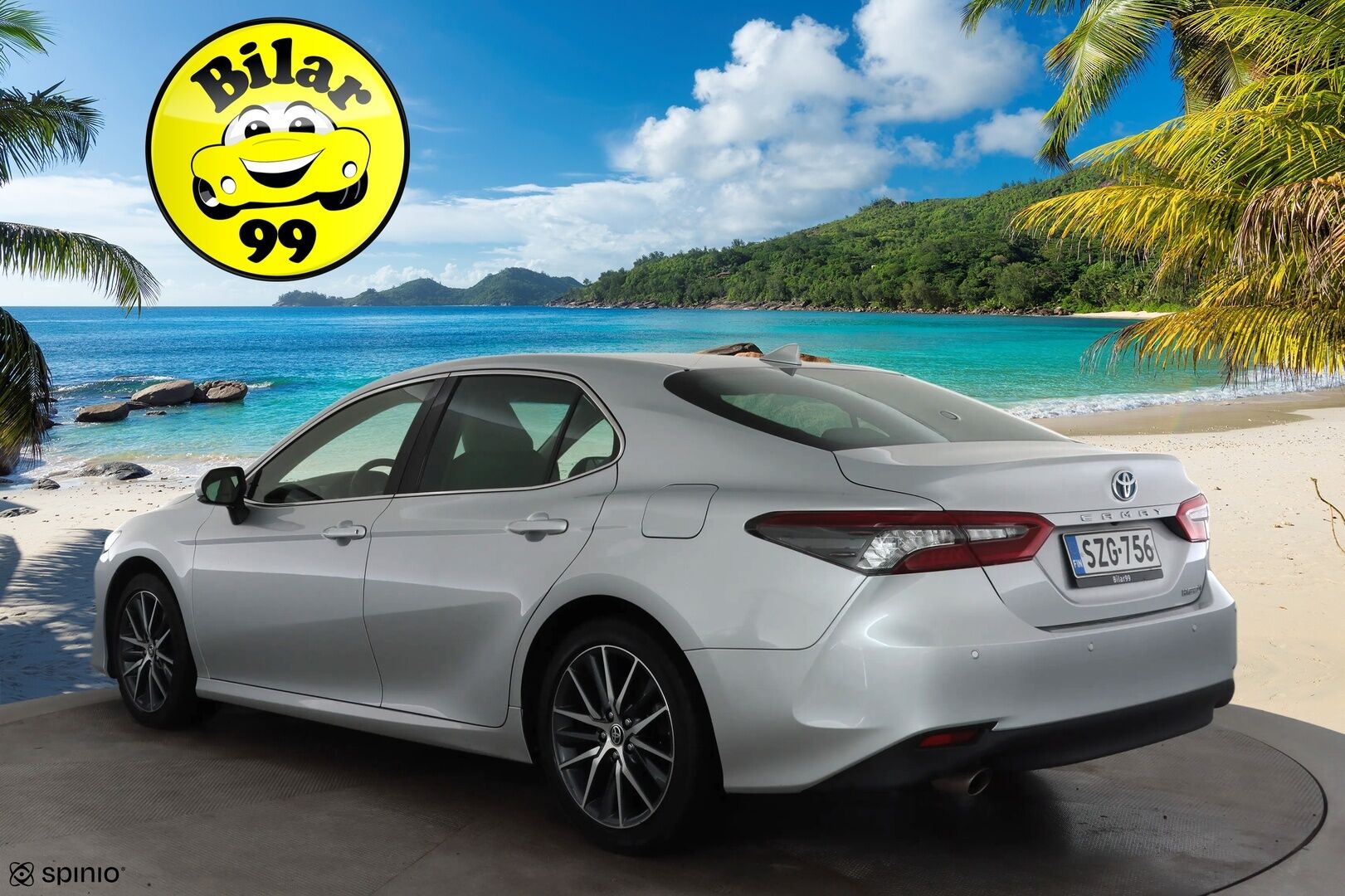 Toyota Camry 2022 2,5 Hybrid Style * ACC / P.kamera / Sähköpenkit / Vaaleat nahat / Navi / LED / Keyless / Ratinlämmitin * - Suomi-auto / Kahdet renkaat aluvanteilla / Merkkihuollettu